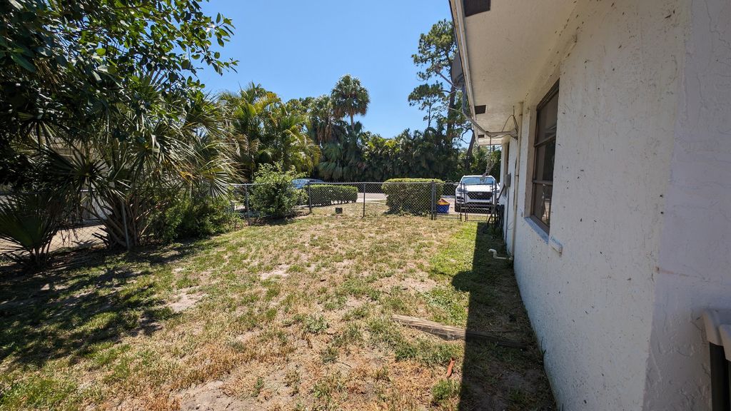Photo of 9060 W Highland Pines Boulevard, Palm Beach Gardens, FL 33418 (MLS # R10992267)
