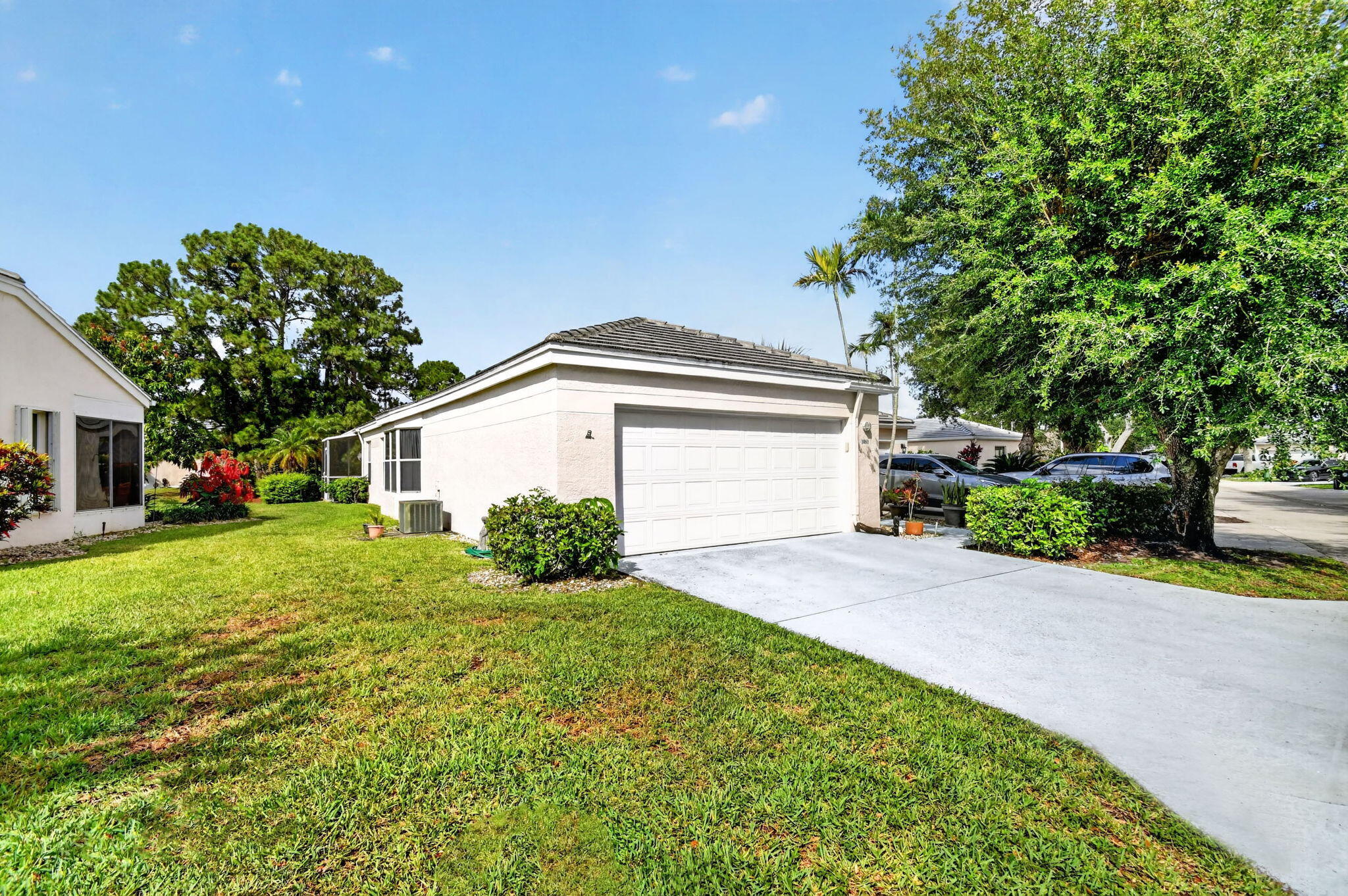1081 Island Manor Drive