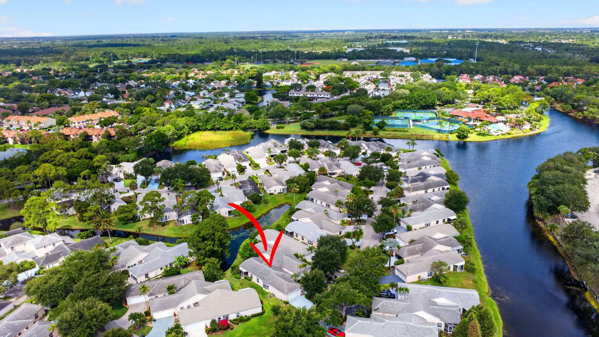 ISLAND OF RIVER BRIDGE - Residential