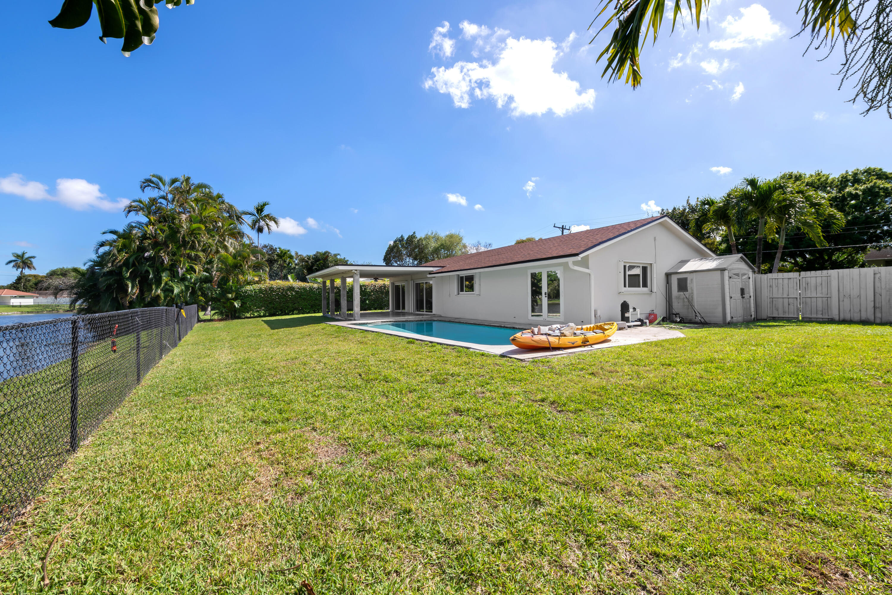 PLANTATION ESTATES SEC 1-A - Residential Lease