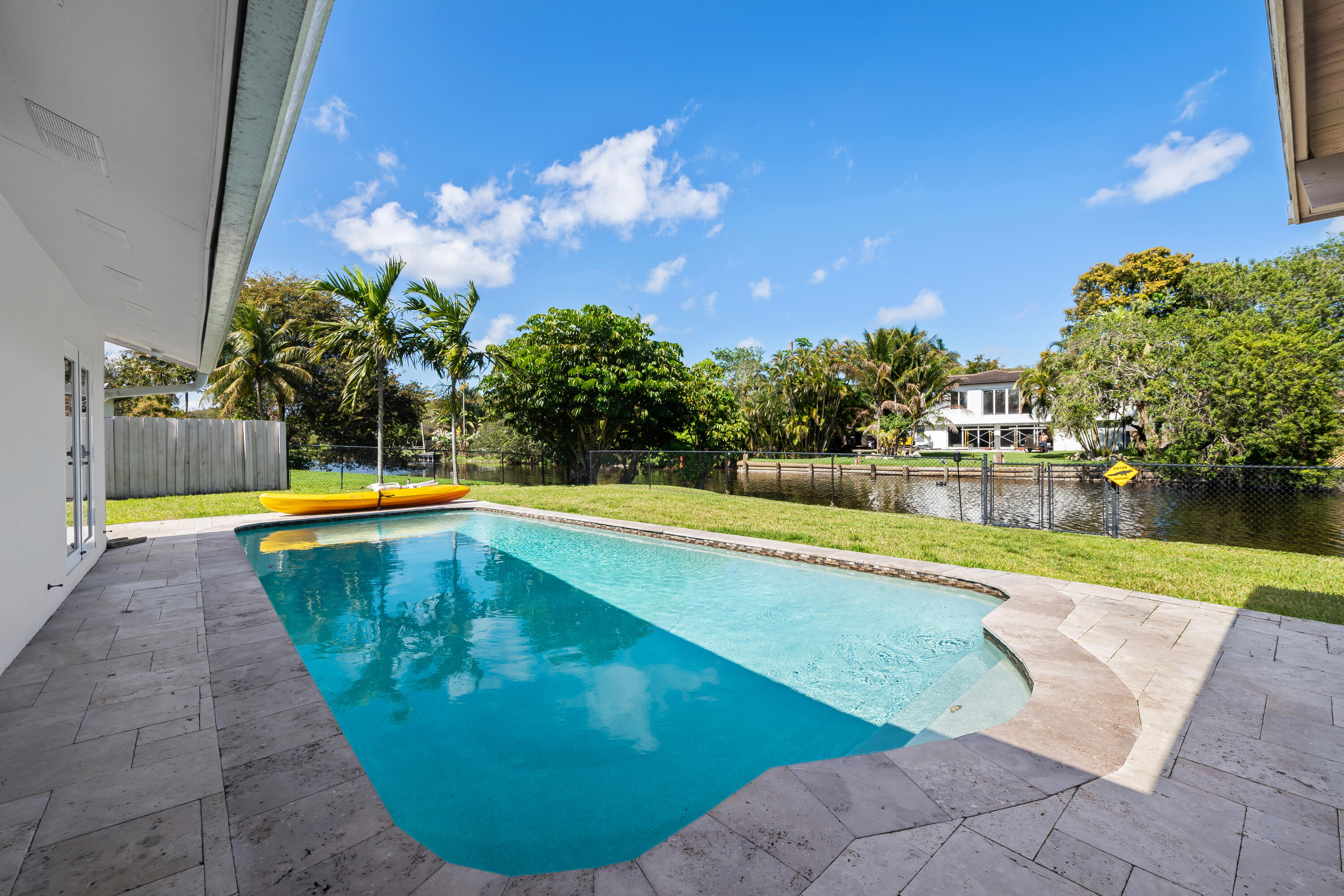 PLANTATION ESTATES SEC 1-A - Residential Lease