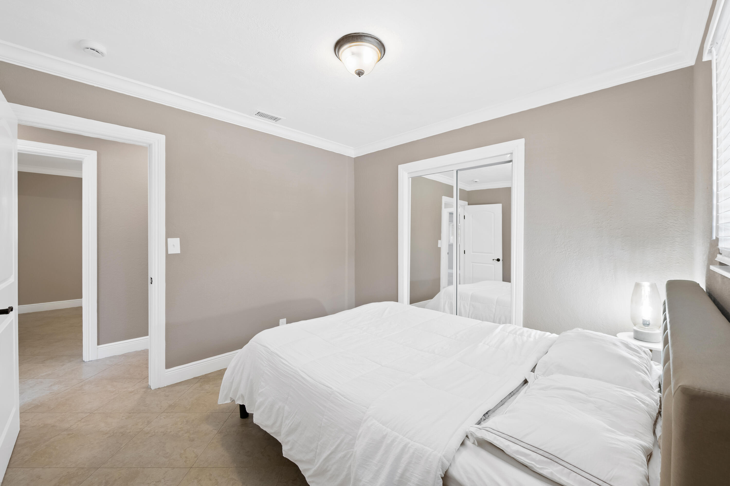 PLANTATION ESTATES SEC 1-A - Residential Lease