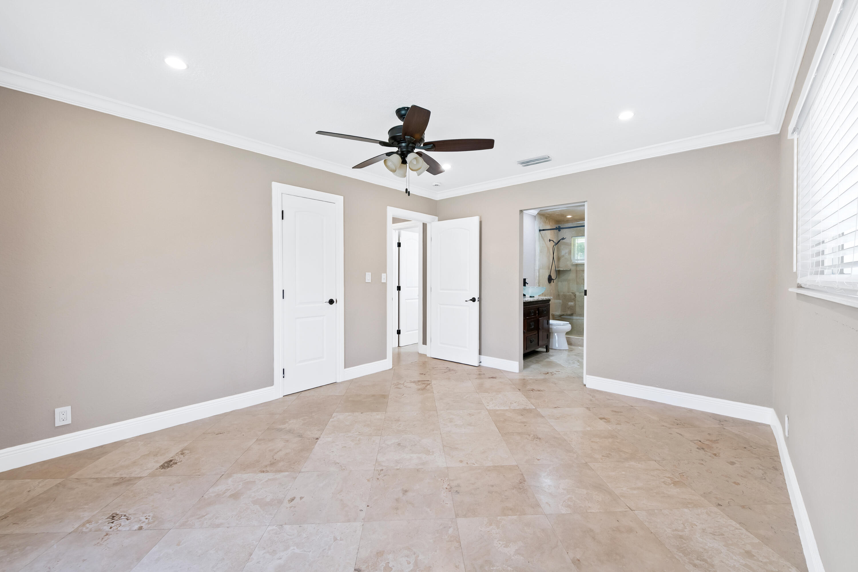 PLANTATION ESTATES SEC 1-A - Residential Lease