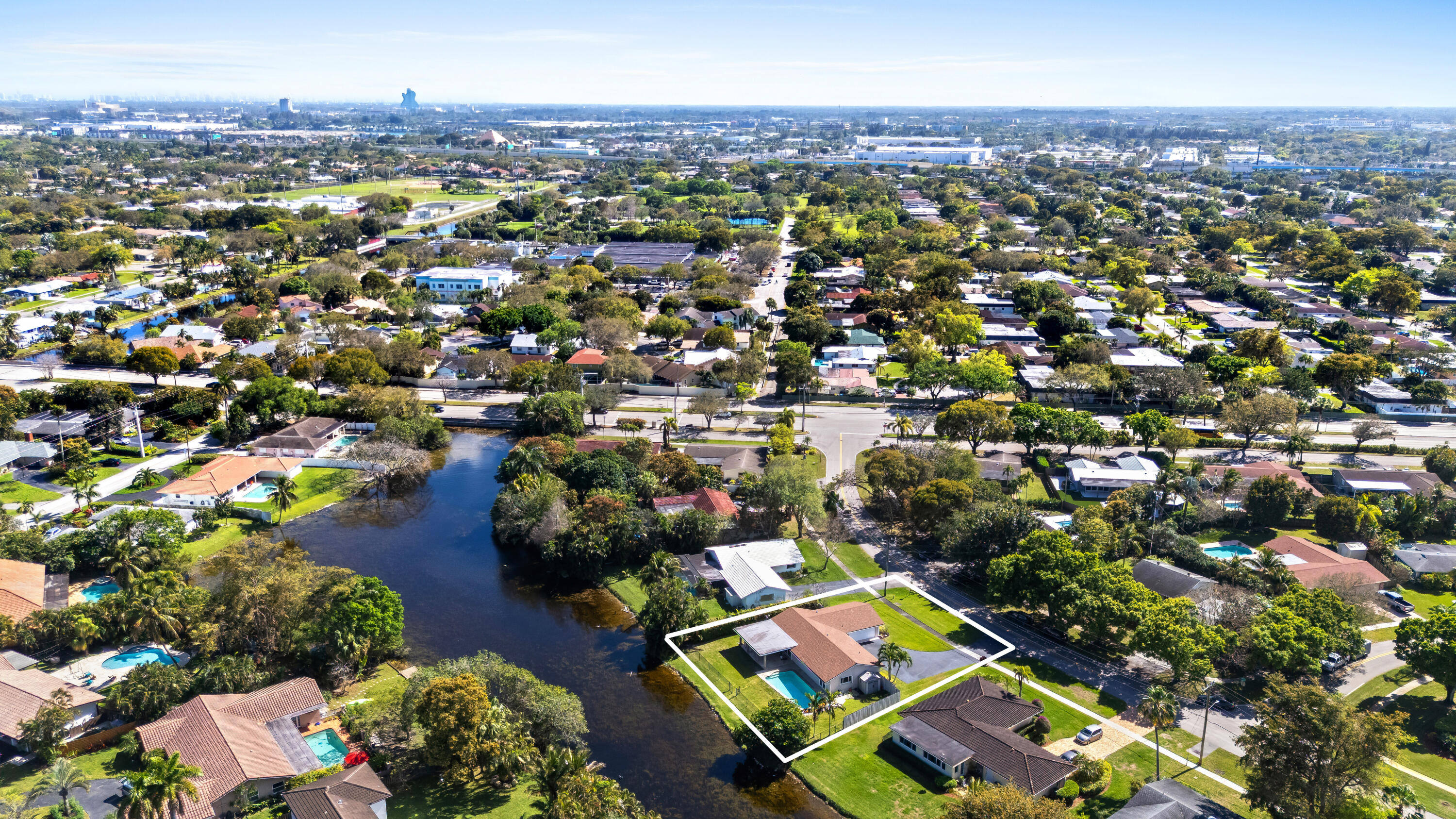 PLANTATION ESTATES SEC 1-A - Residential Lease