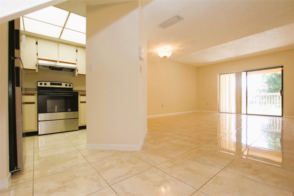 Photo of 5200 NW 31st Avenue #98, Fort Lauderdale, FL 33309 (MLS # B26055838)