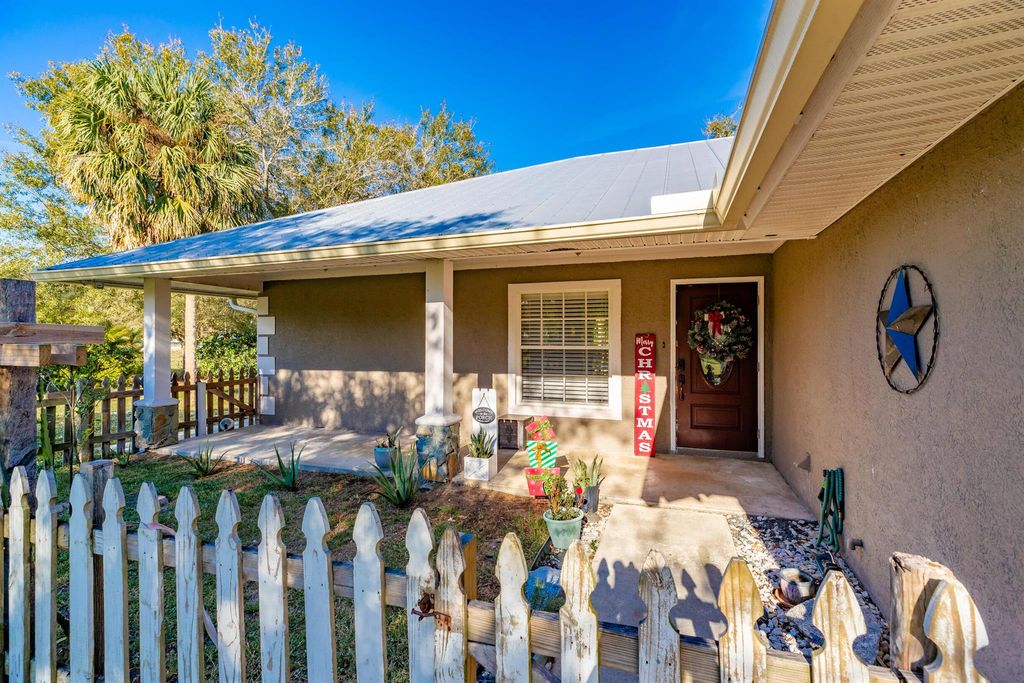 Photo of 6413 Peterson Road, Fort Pierce, FL 34947 (MLS # R11147772)