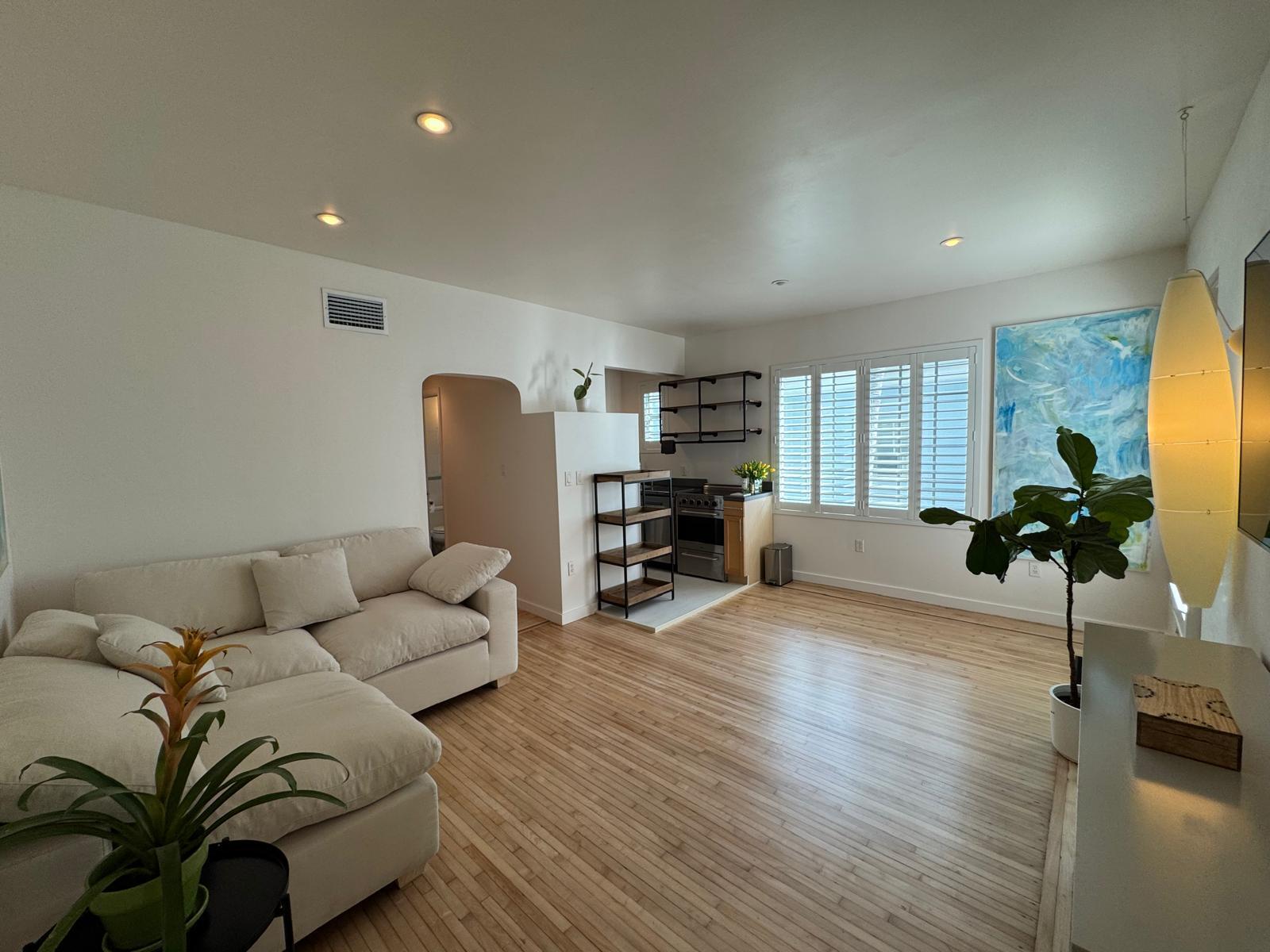 815 Euclid Avenue 10