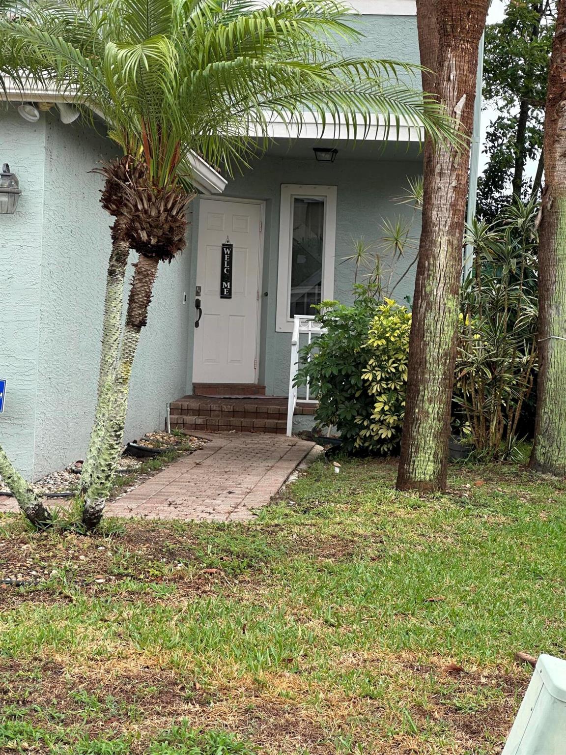 NAUTICA ISLES 4 - Residential Lease