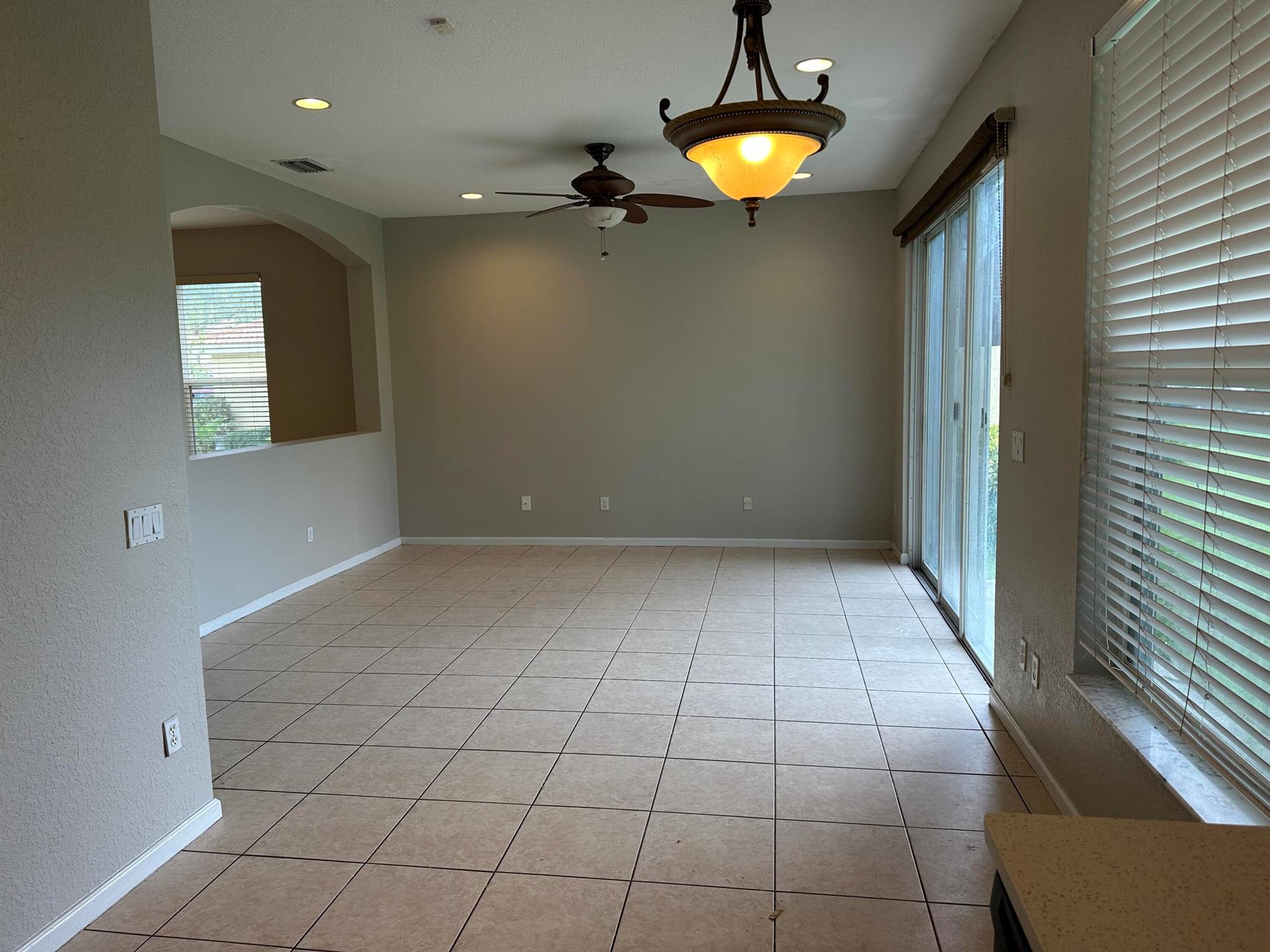 NAUTICA ISLES 4 - Residential Lease