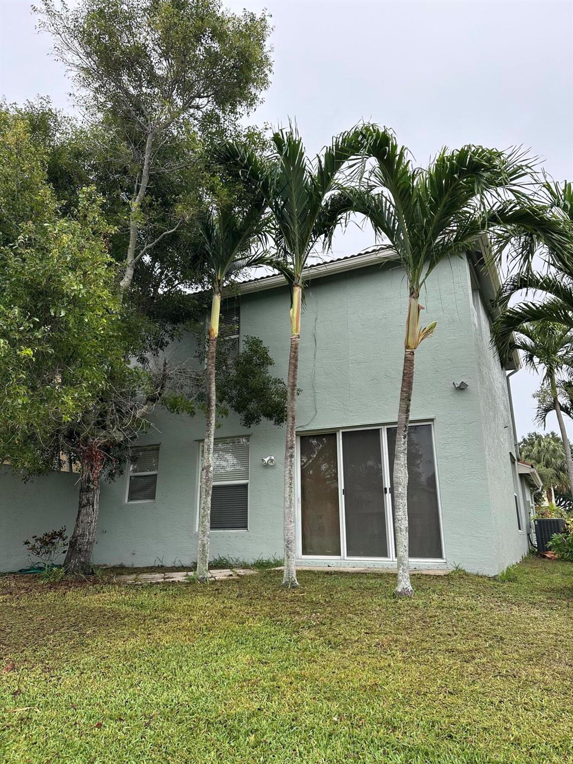 NAUTICA ISLES 4 - Residential Lease