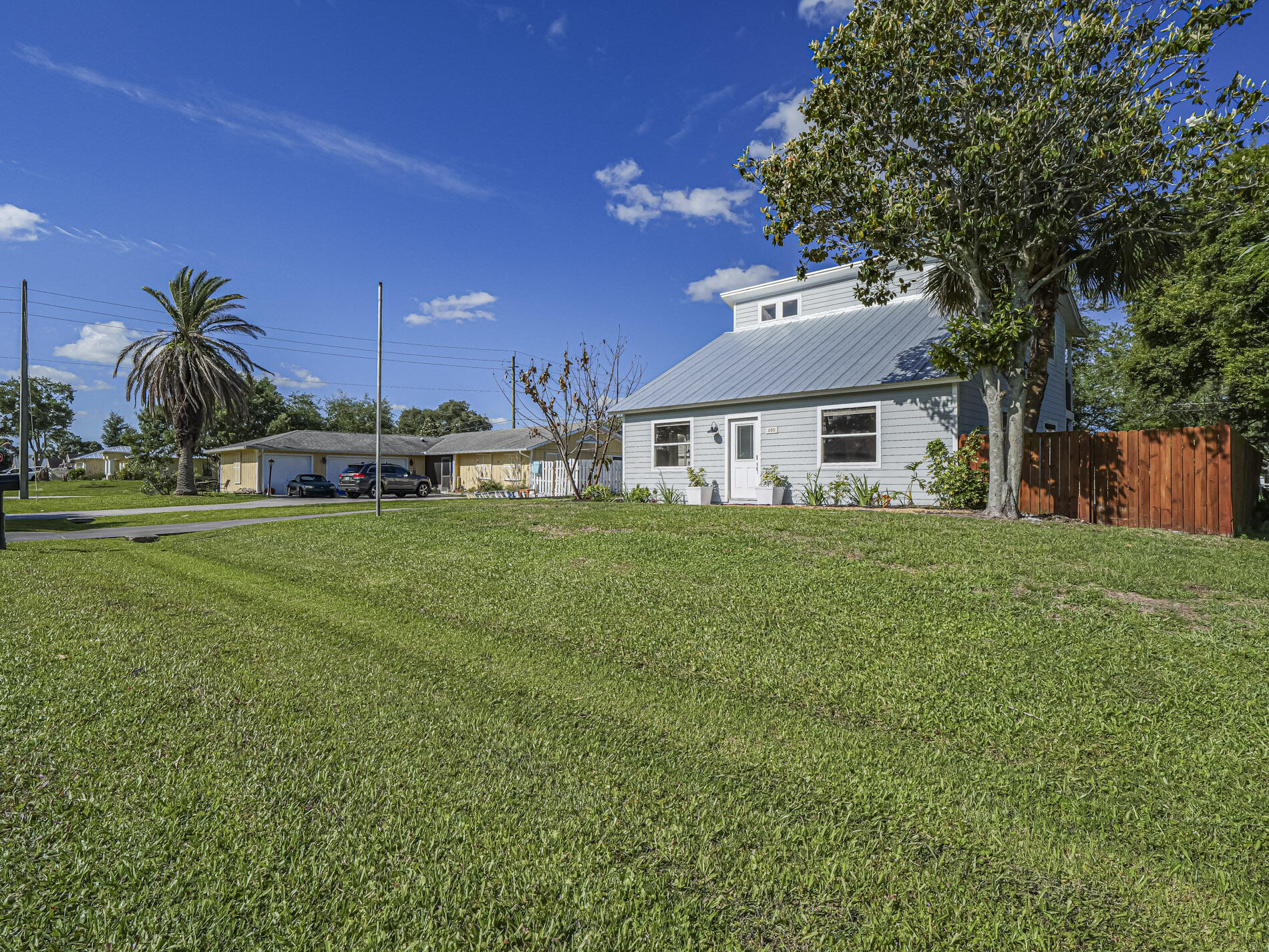 SEBASTIAN HIGHLANDS UNIT 4 - Residential