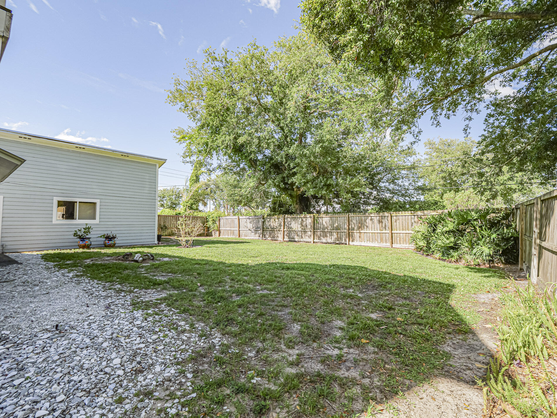 SEBASTIAN HIGHLANDS UNIT 4 - Residential