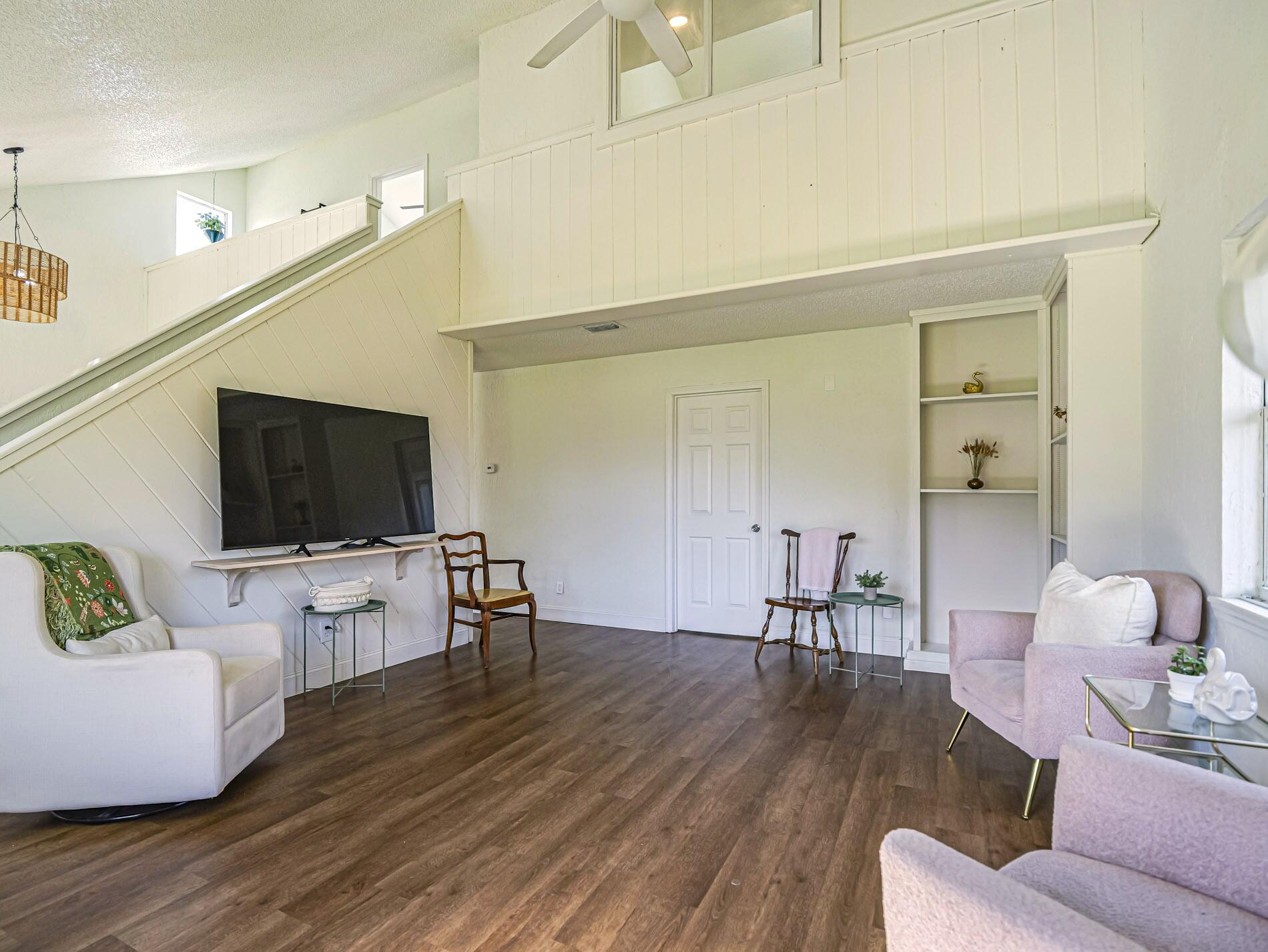 SEBASTIAN HIGHLANDS UNIT 4 - Residential