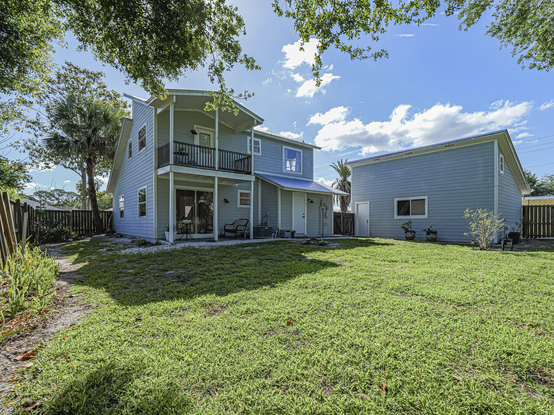 SEBASTIAN HIGHLANDS UNIT 4 - Residential