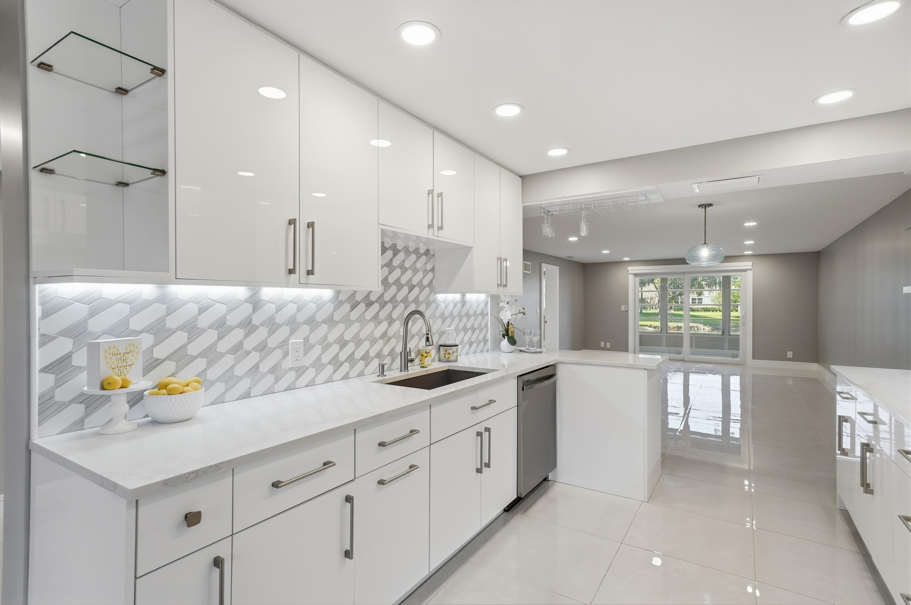 ANDROS VILLAGE A CONDO - Residential