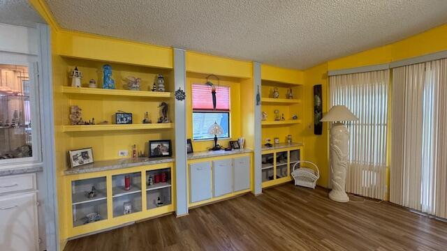 7874 SE Saratoga Drive, Hobe Sound, FL, 33455/$292,900 3 7874 SE Saratoga Drive