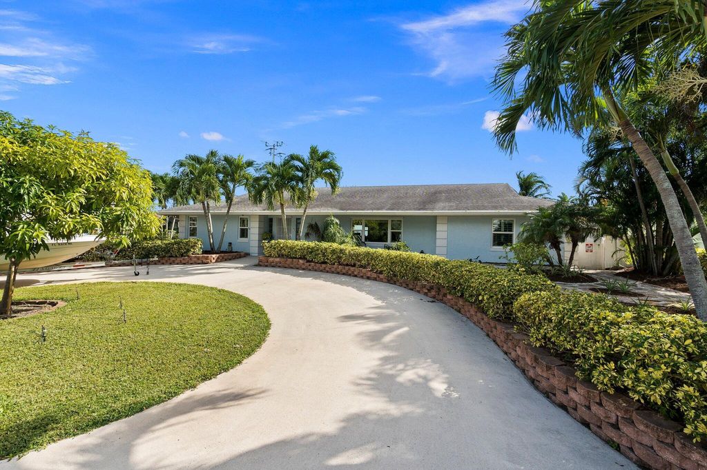 Photo of 231 Bimini Drive, Hutchinson Island, FL 34949 (MLS # R10929479)