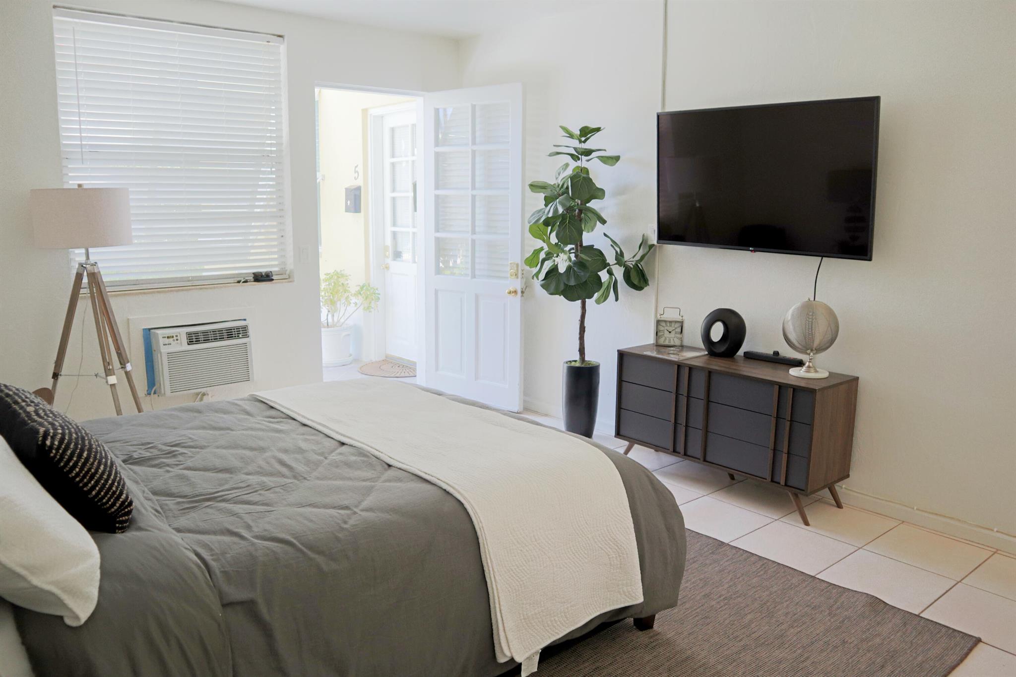 BUNGALOW PARK ADD - Commercial Sale