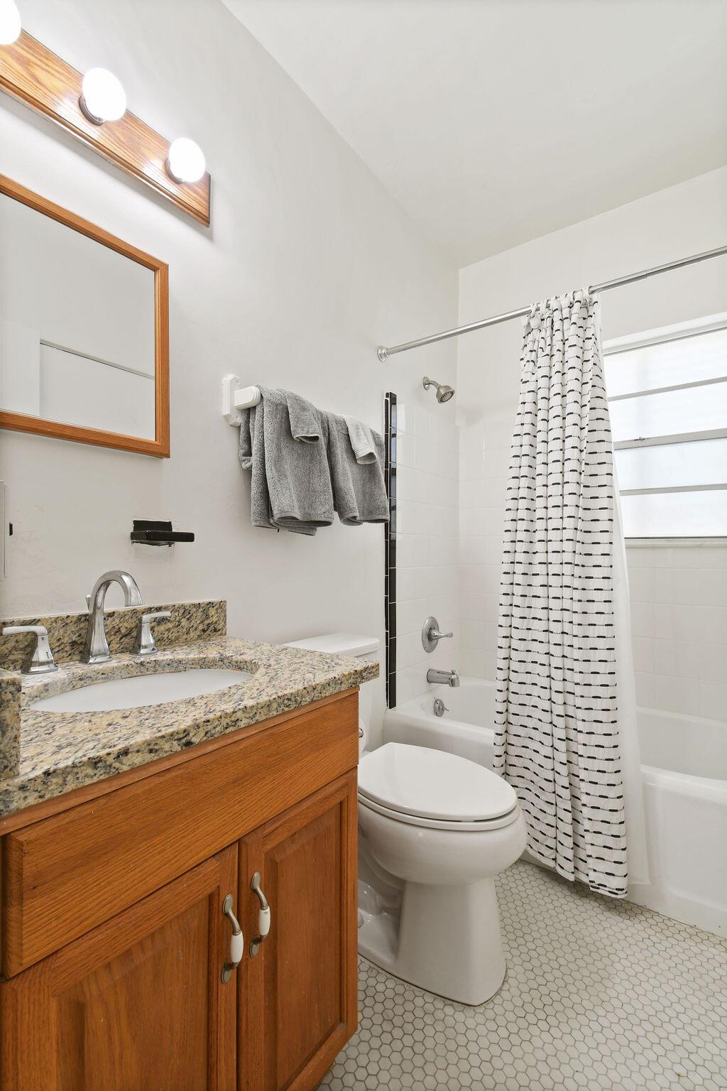 BUNGALOW PARK ADD - Commercial Sale