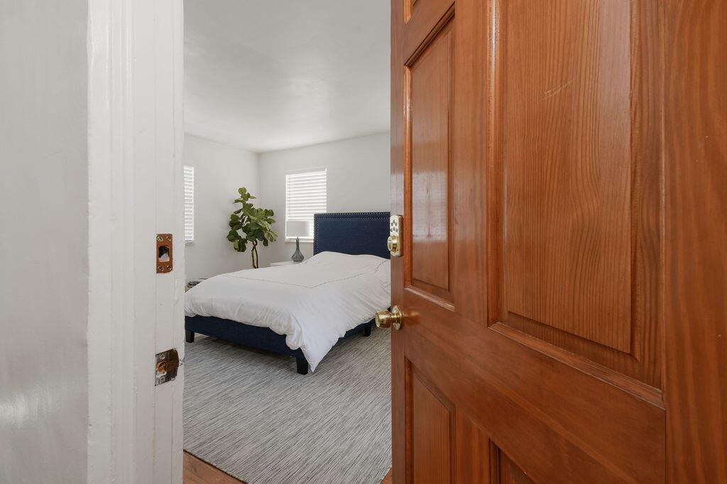 BUNGALOW PARK ADD - Commercial Sale