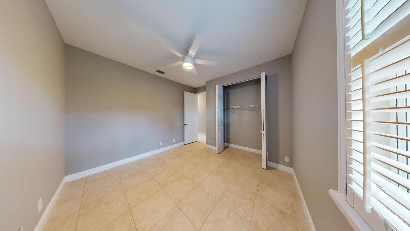 STONEHAVEN PUD - Residential Lease