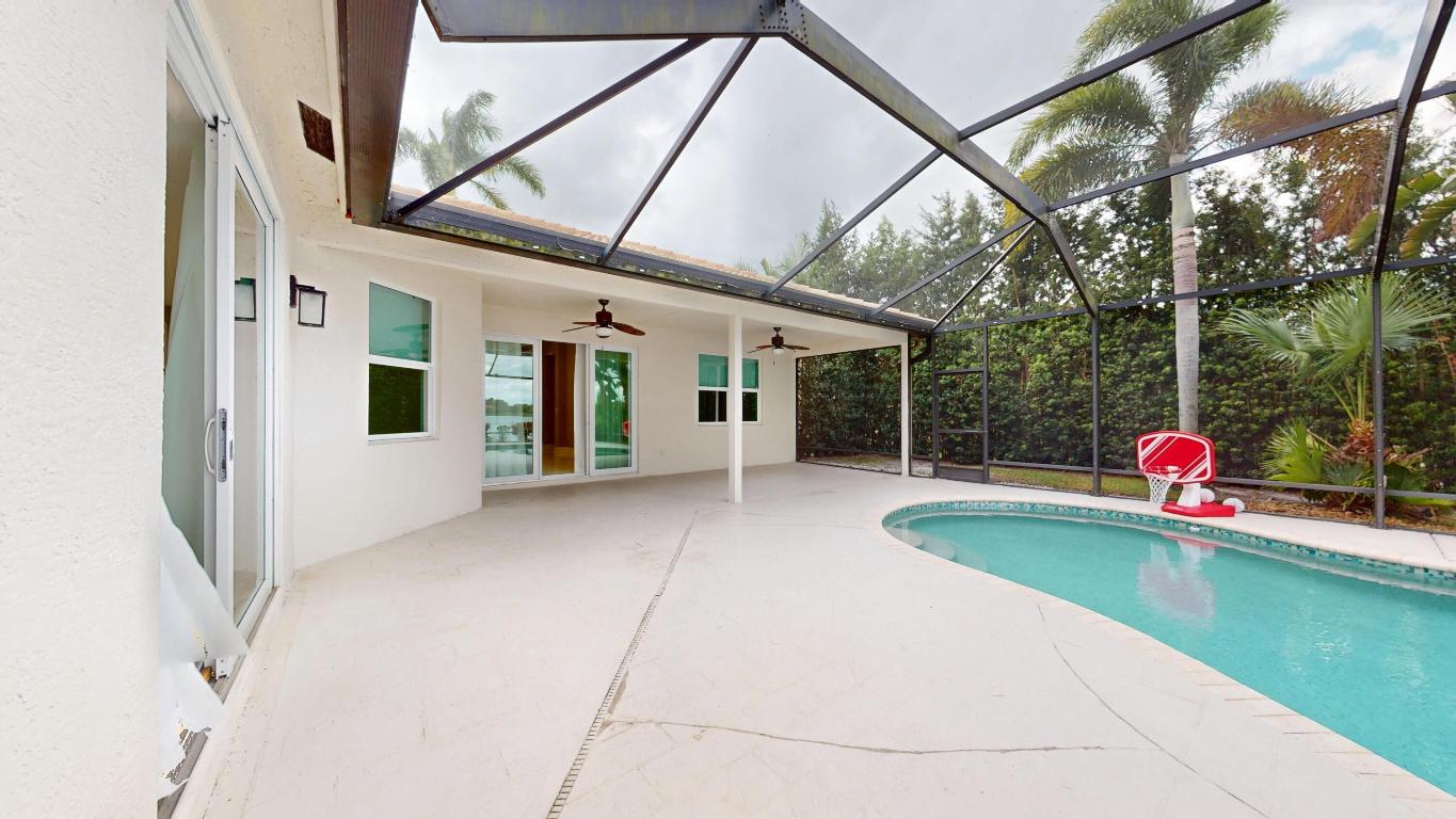 STONEHAVEN PUD - Residential Lease