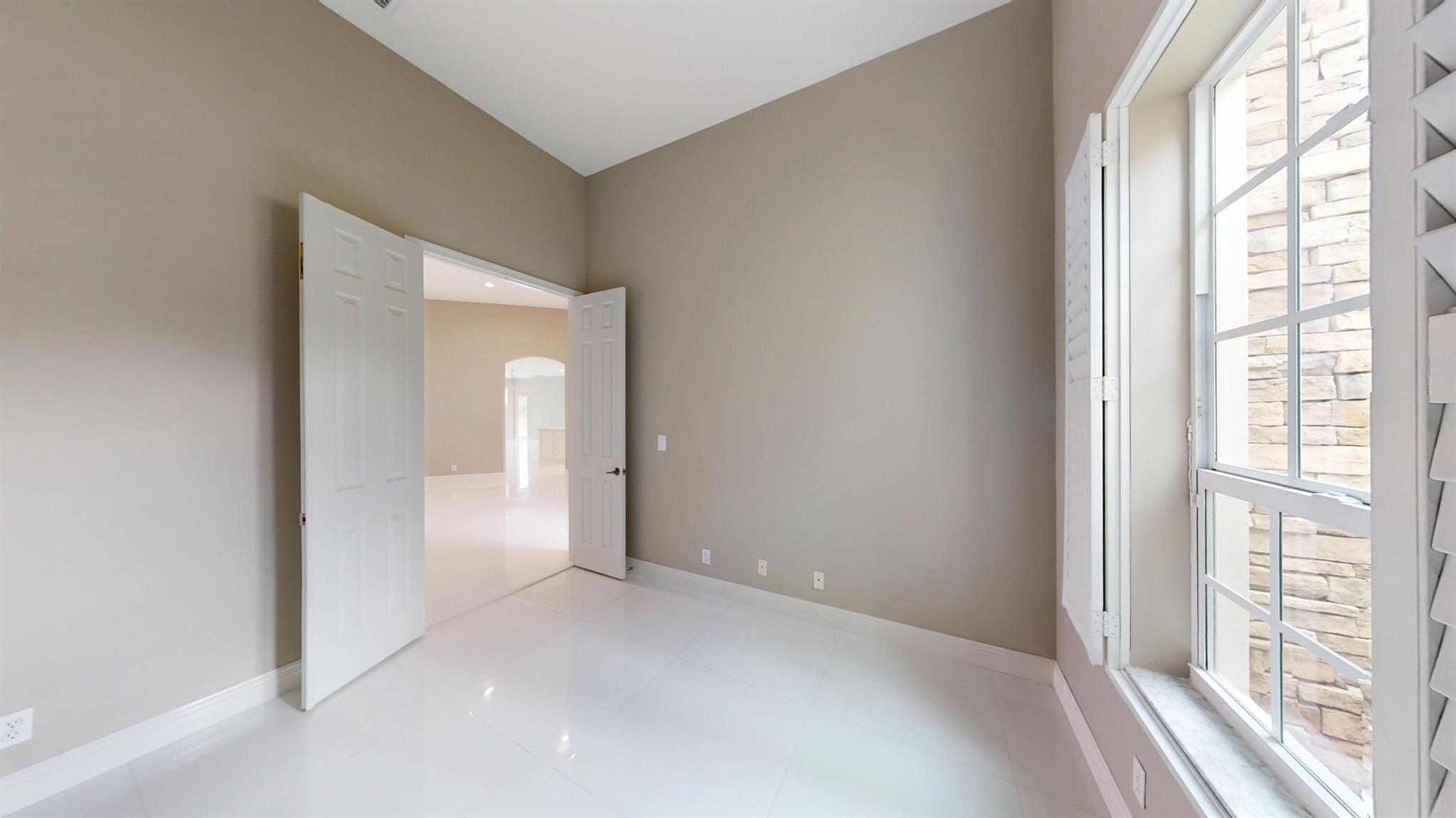 STONEHAVEN PUD - Residential Lease