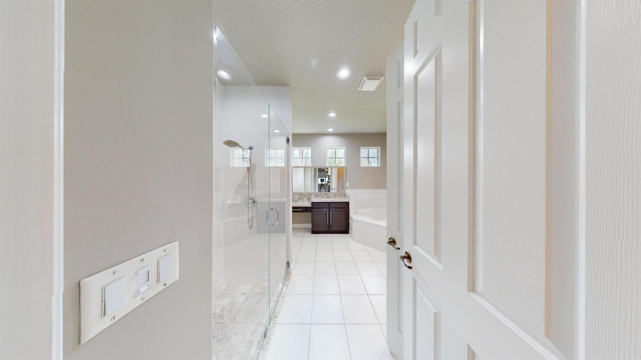 STONEHAVEN PUD - Residential Lease