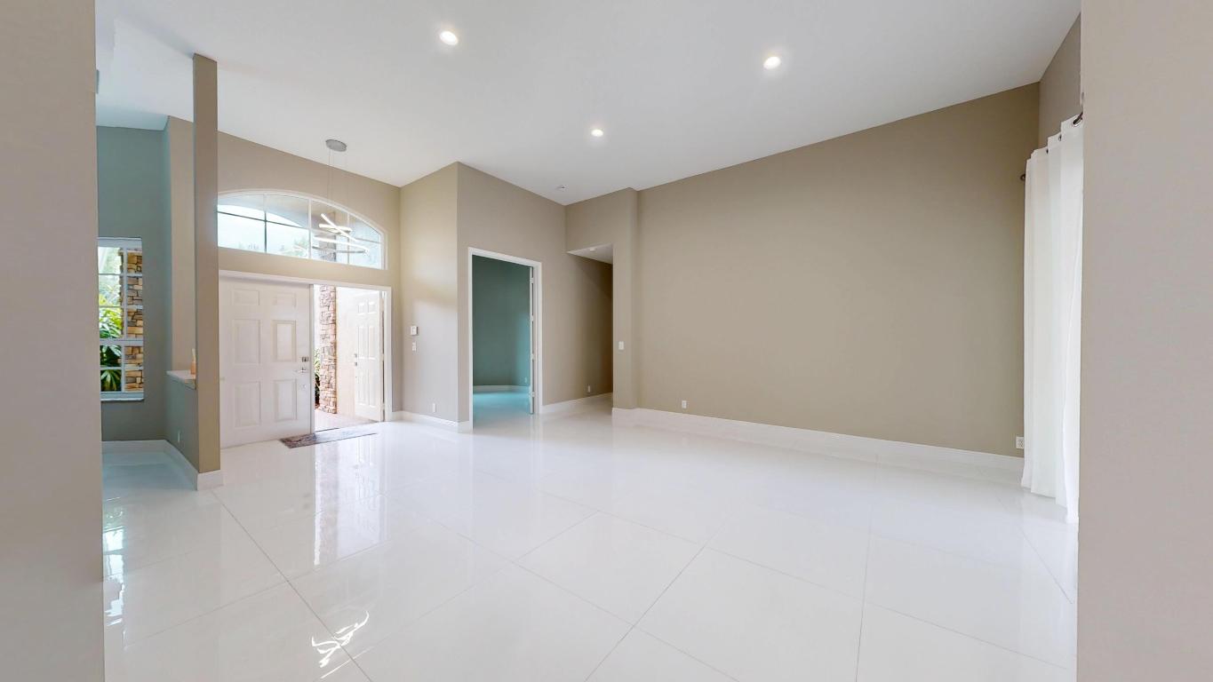 STONEHAVEN PUD - Residential Lease