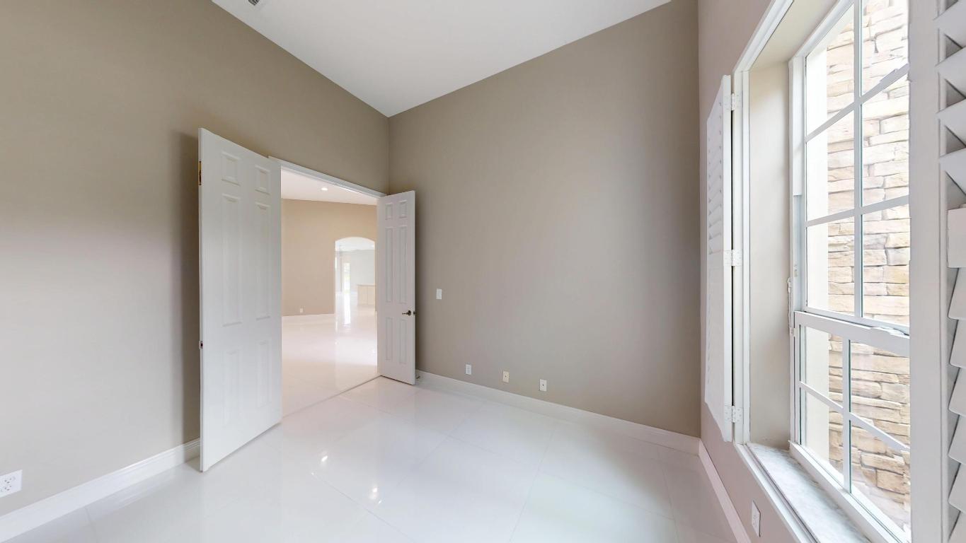 STONEHAVEN PUD - Residential Lease