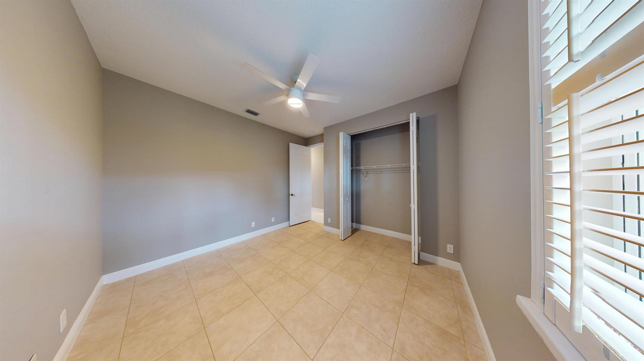 STONEHAVEN PUD - Residential Lease