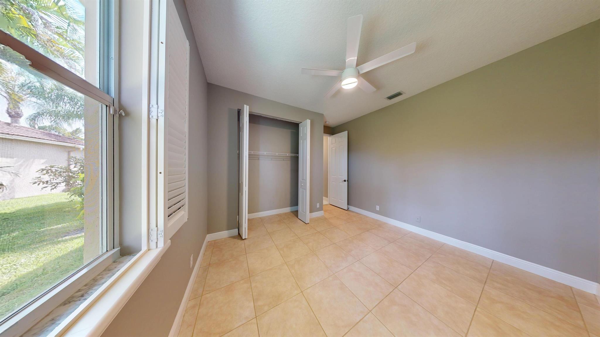 STONEHAVEN PUD - Residential Lease