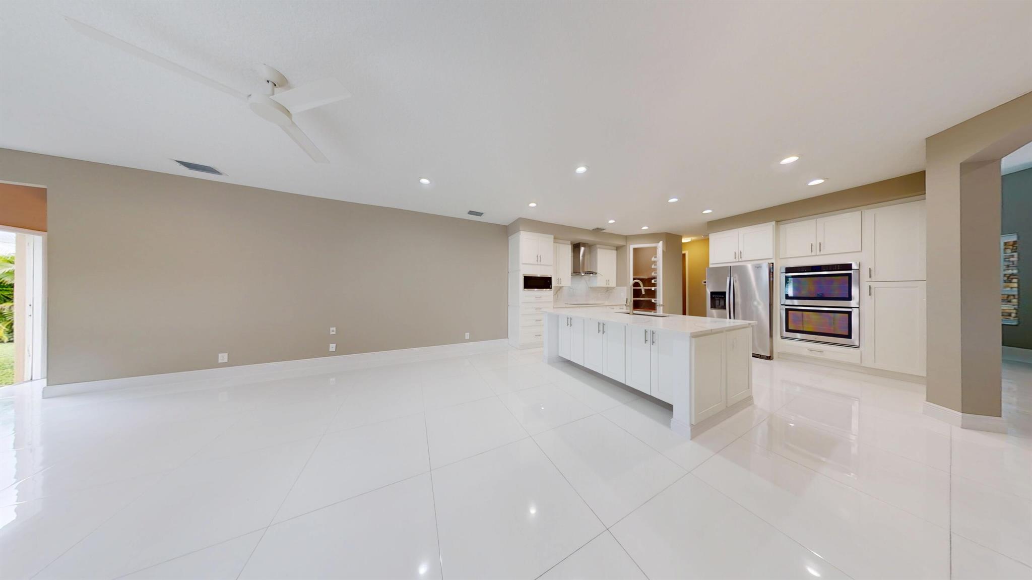 STONEHAVEN PUD - Residential Lease