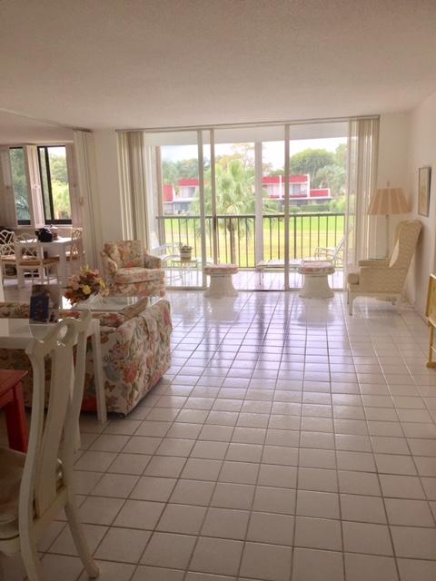 Fountains of Palm Beach - Residential