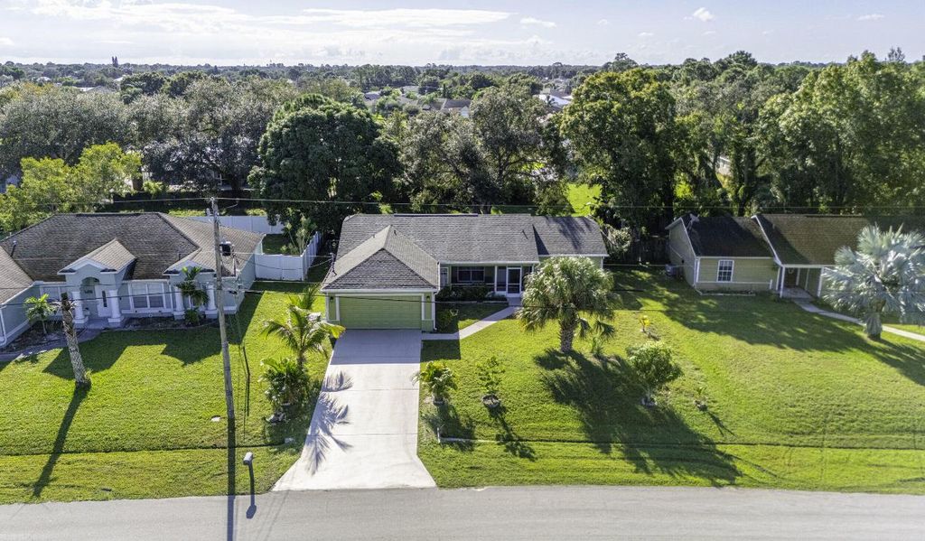 Photo of 1626 SW Ruiz Terrace, Port Saint Lucie, FL 34953 (MLS # R11135086)