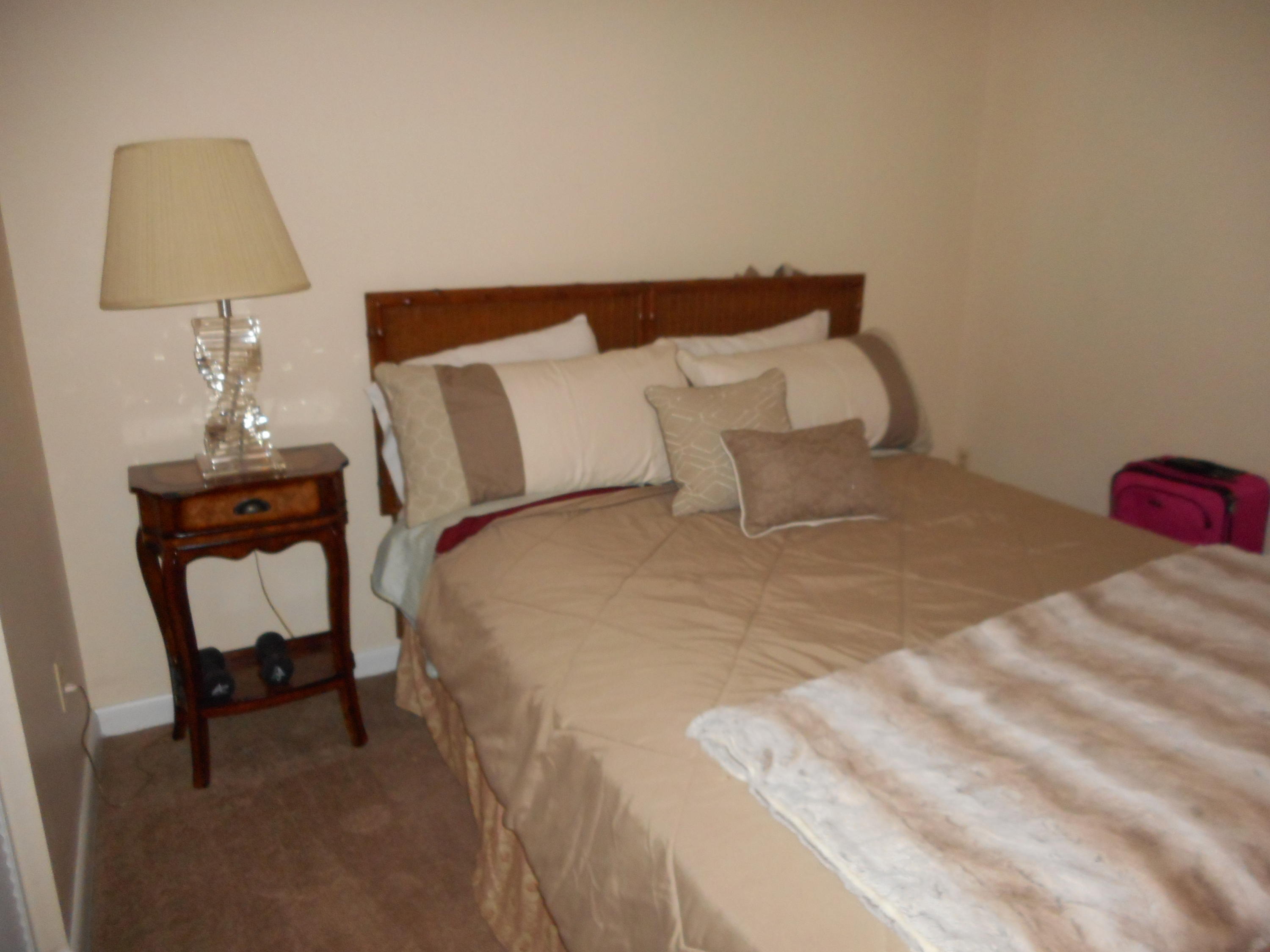 DUNBAR WOODS - Residential Lease