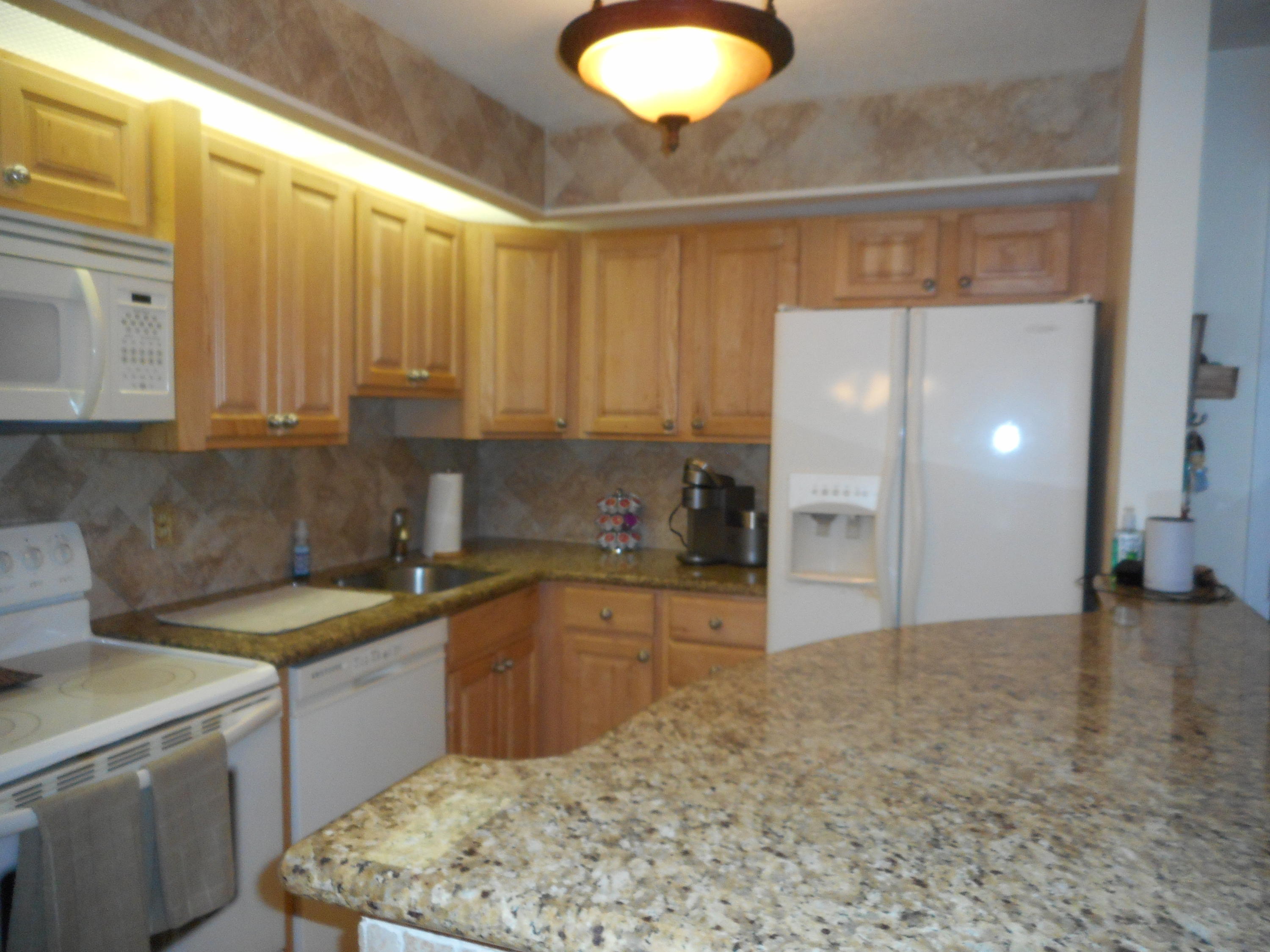 DUNBAR WOODS - Residential Lease