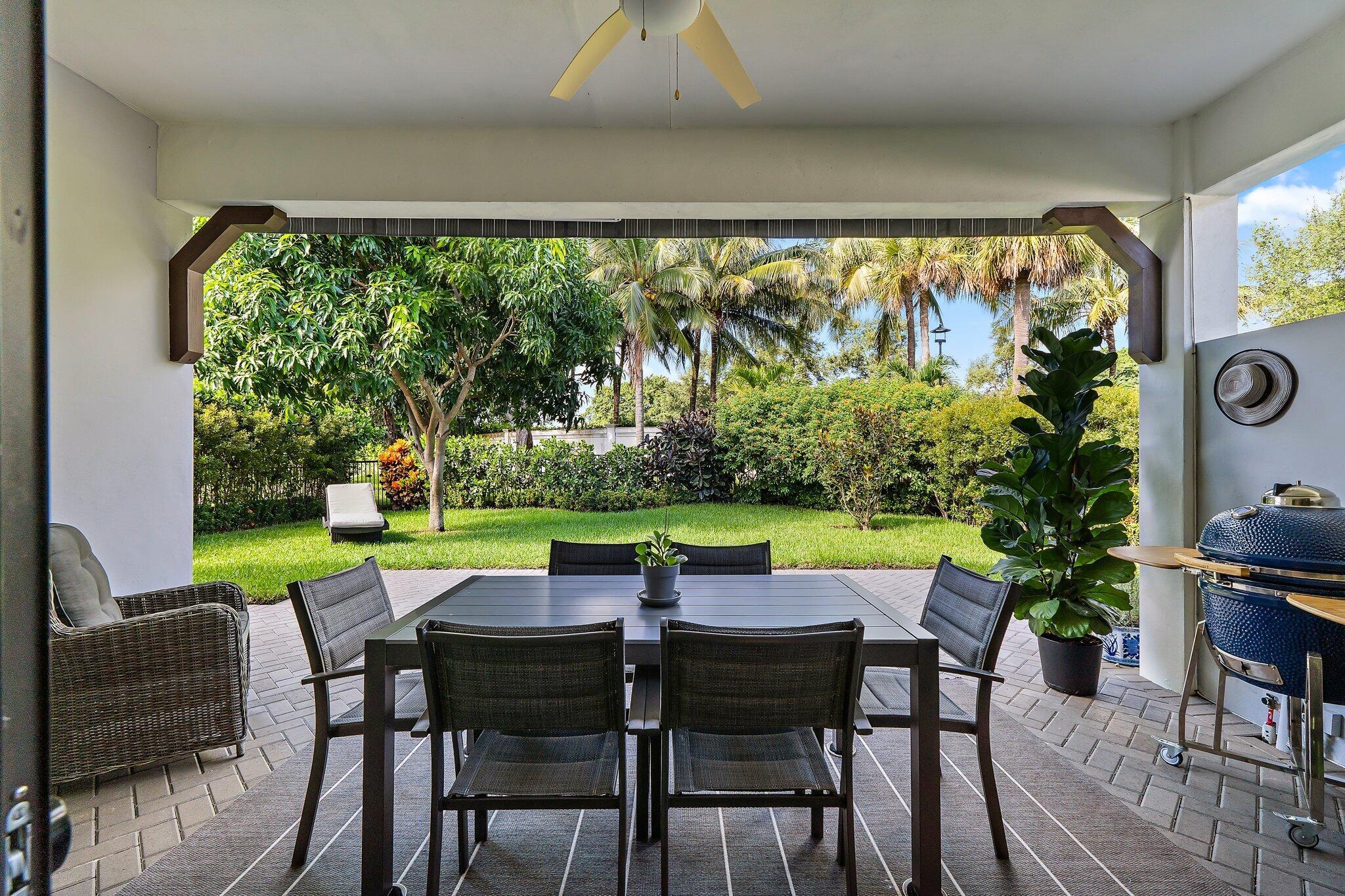 BANYAN CAY RESORT COMMUNI - Residential Lease