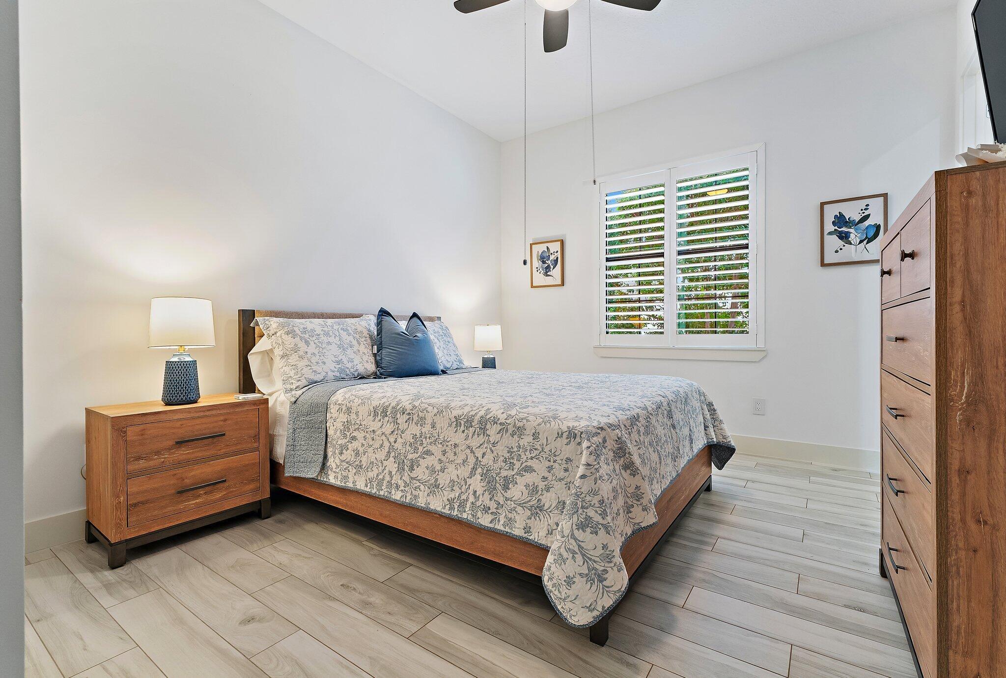 BANYAN CAY RESORT COMMUNI - Residential Lease
