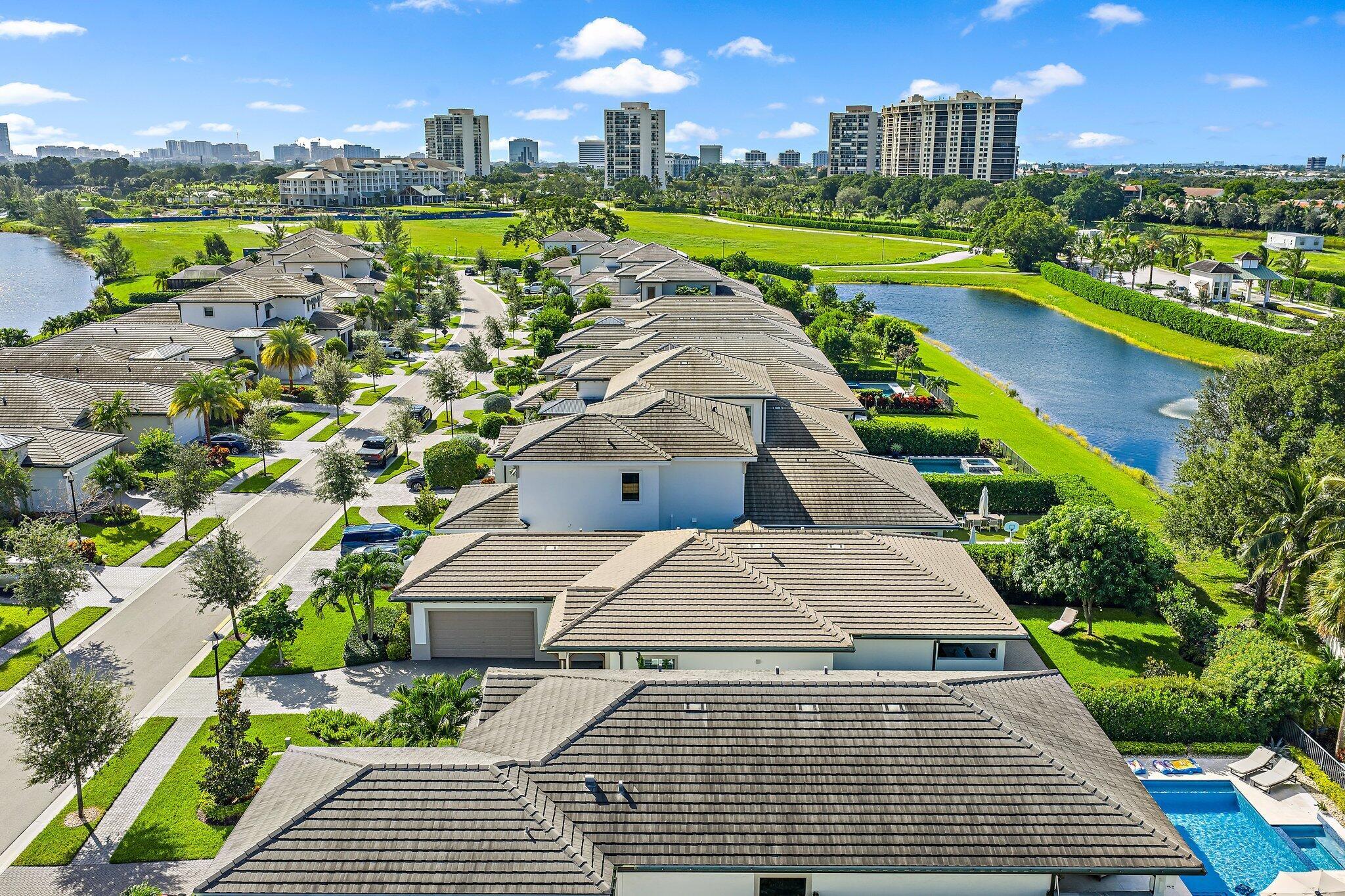 BANYAN CAY RESORT COMMUNI - Residential Lease