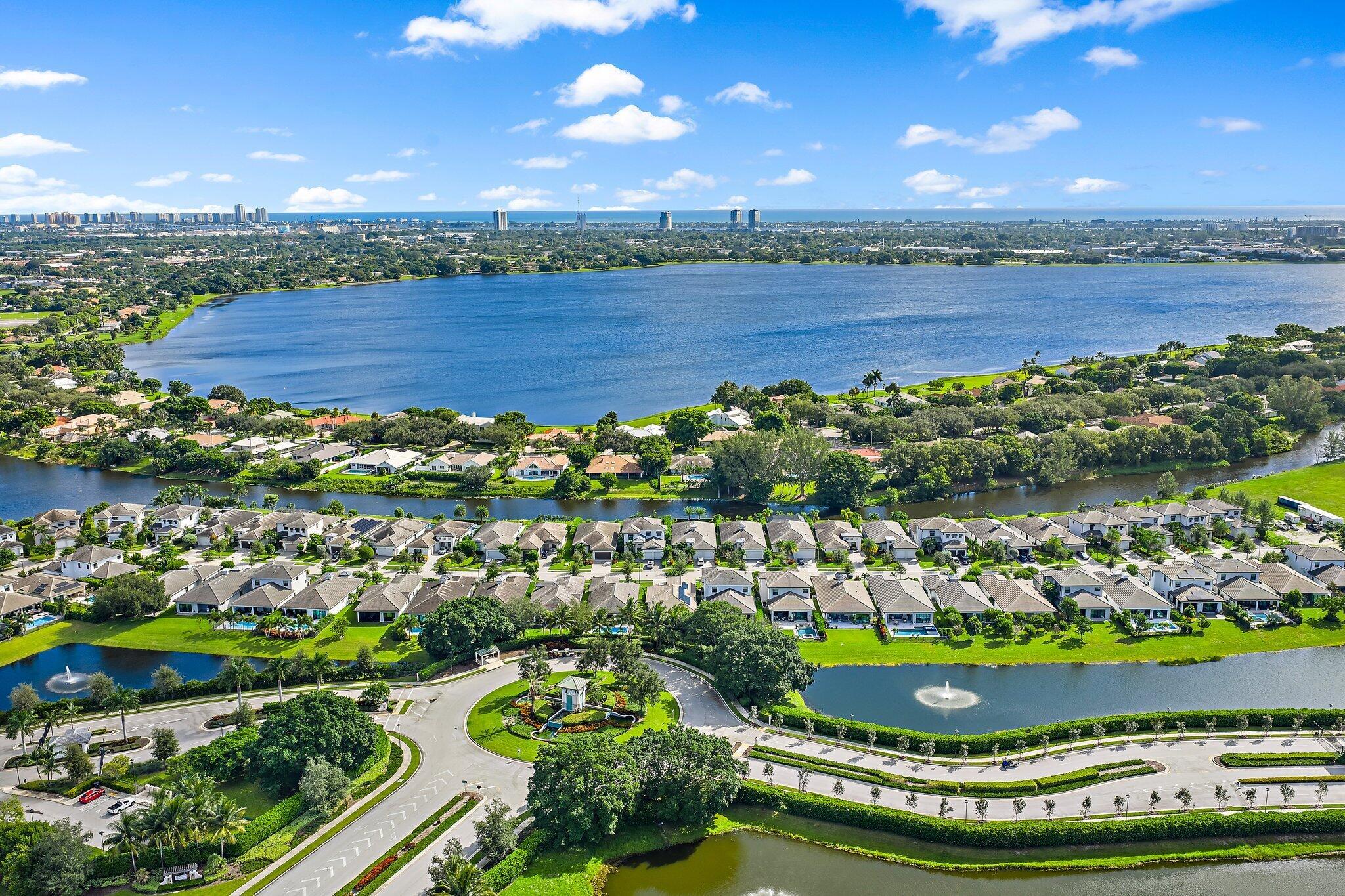 BANYAN CAY RESORT COMMUNI - Residential Lease