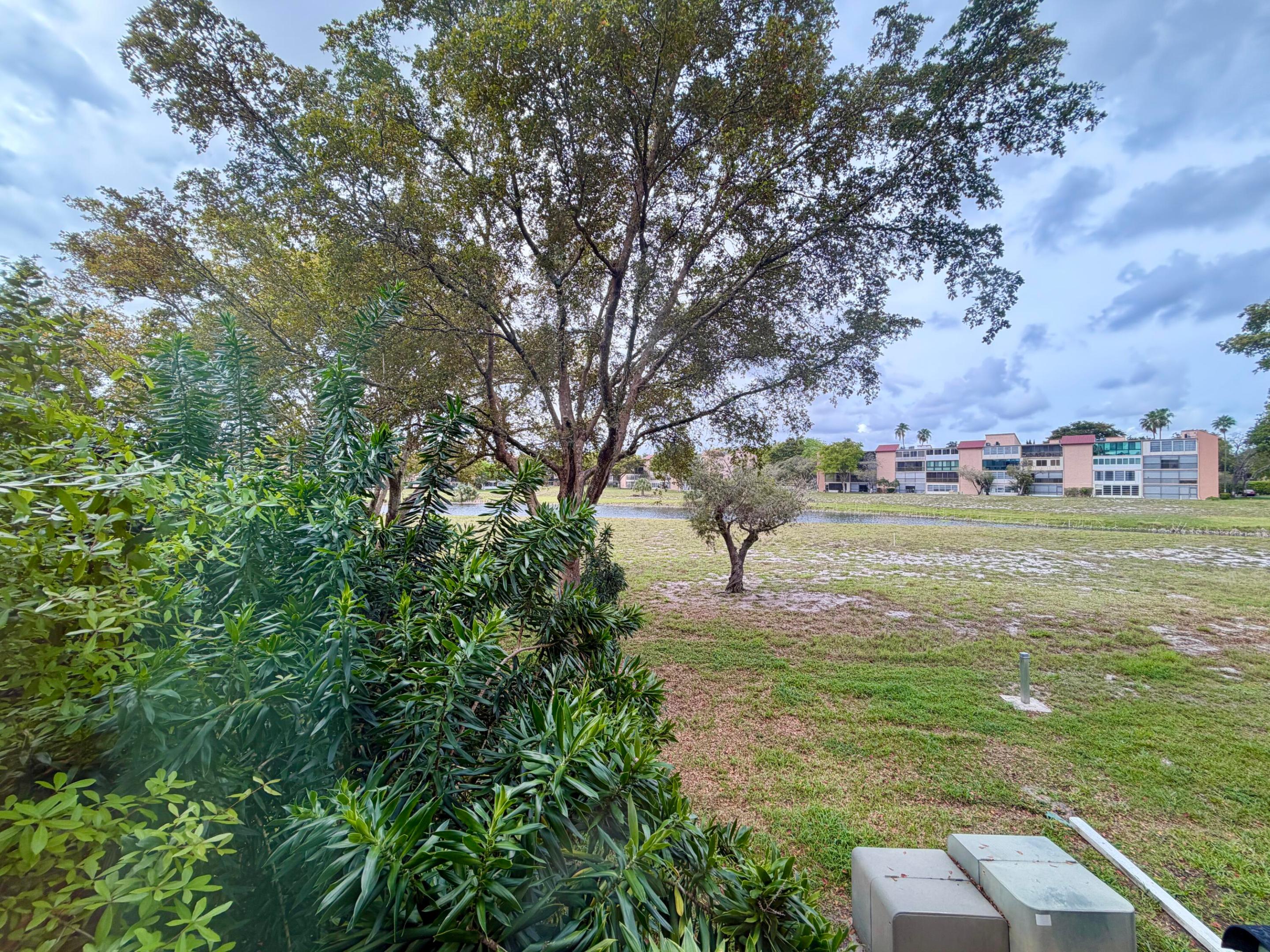 PALM LAKES CONDO - Residential