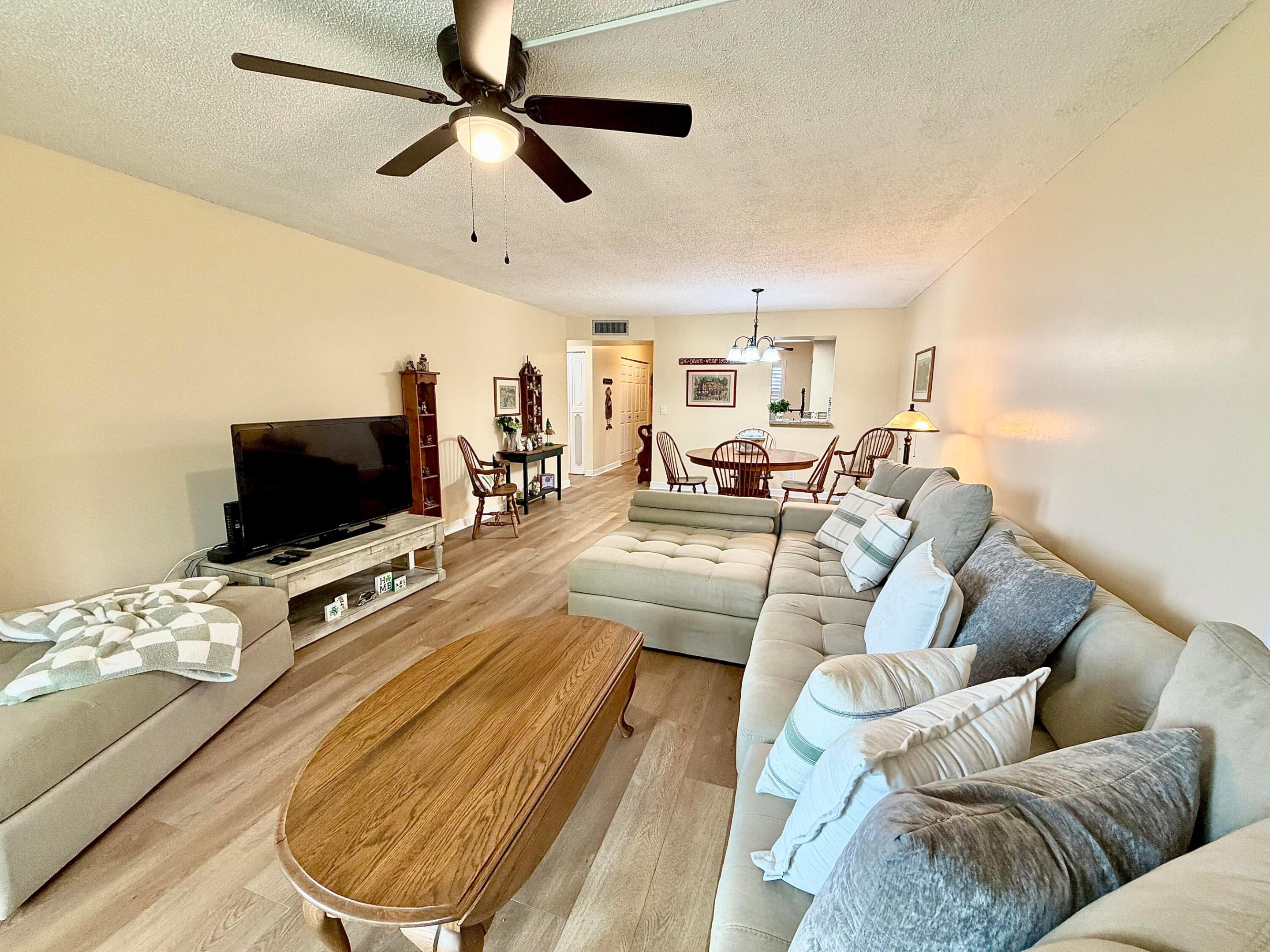 PALM LAKES CONDO - Residential