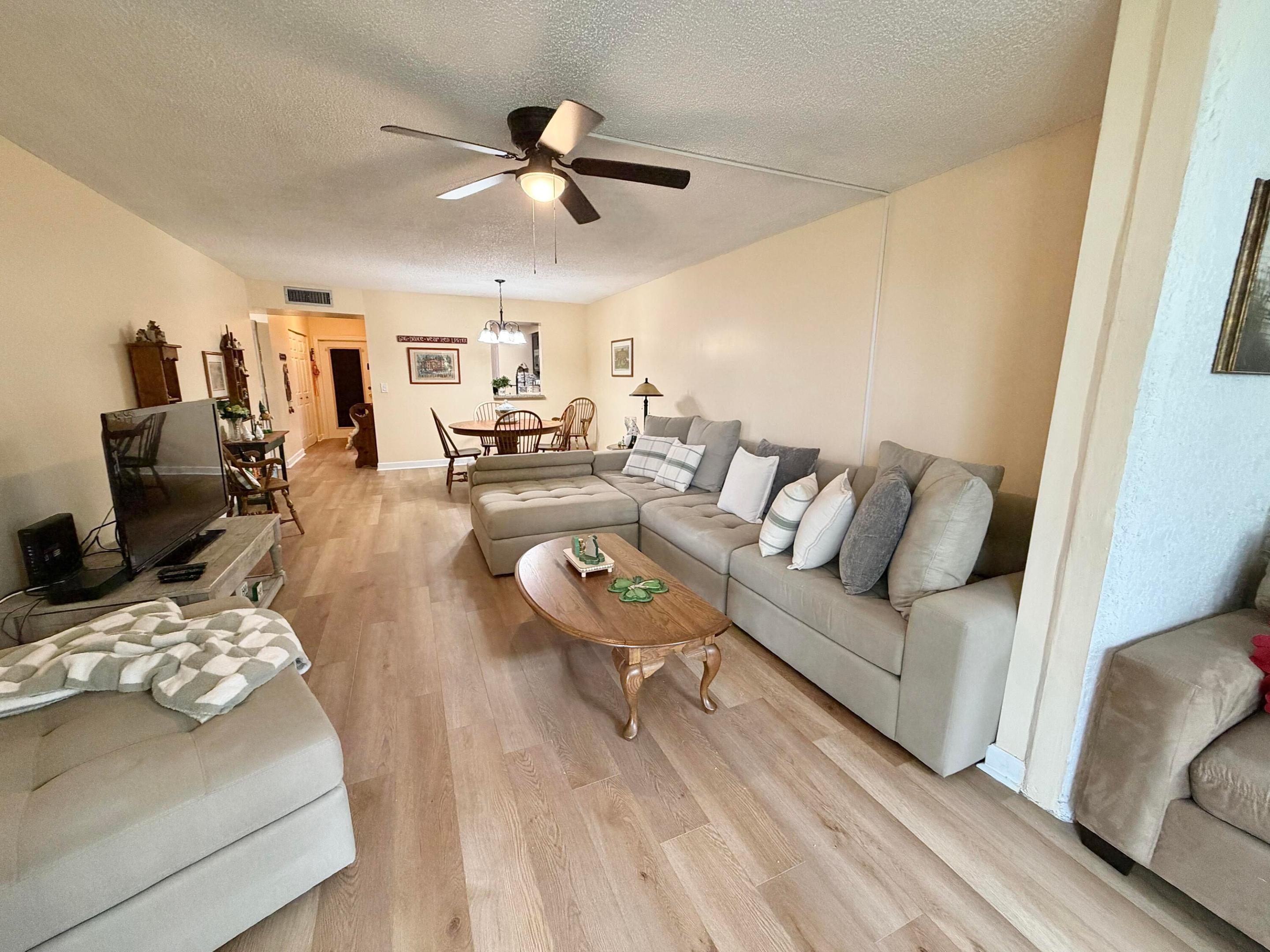 PALM LAKES CONDO - Residential
