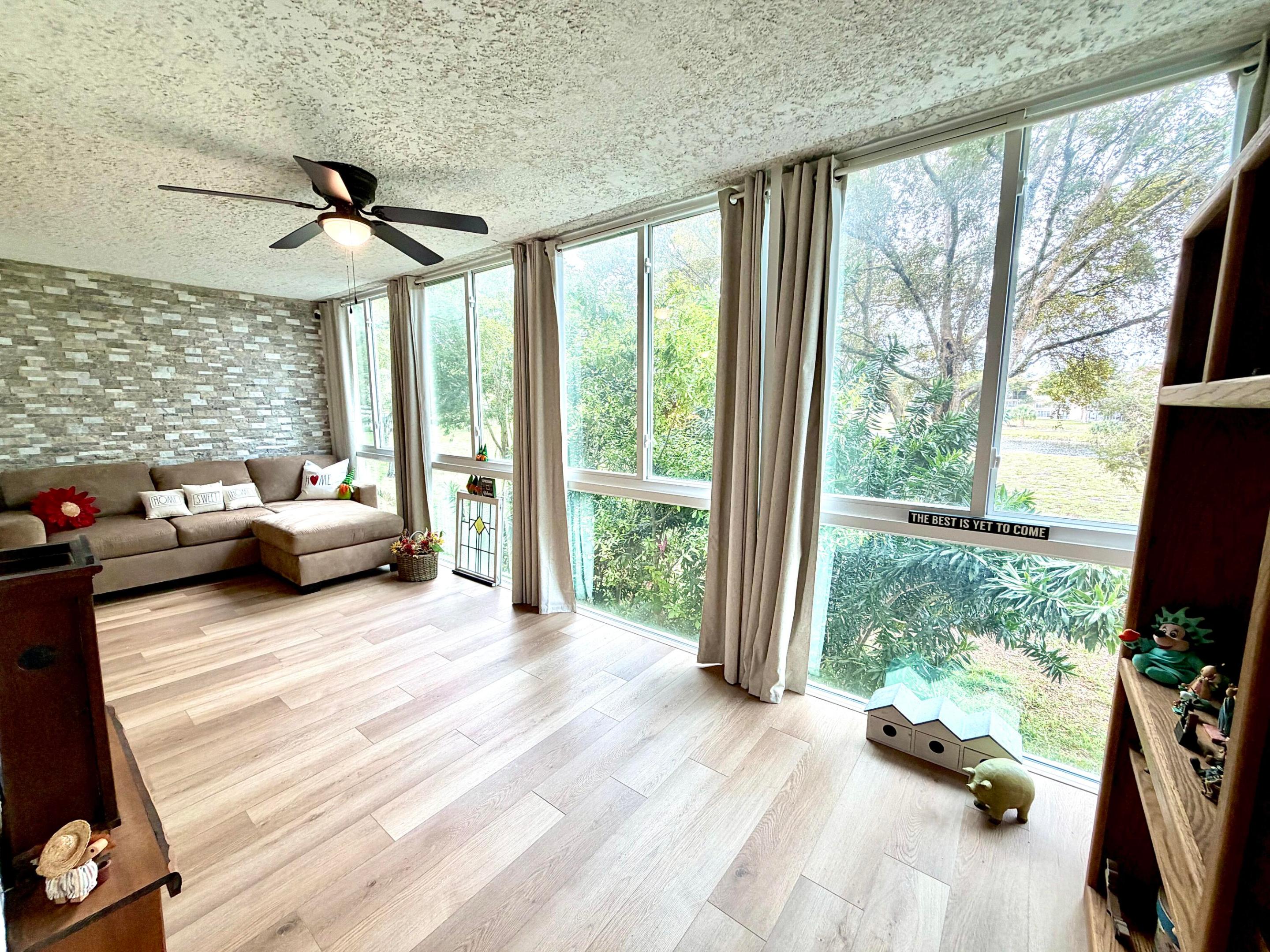 PALM LAKES CONDO - Residential