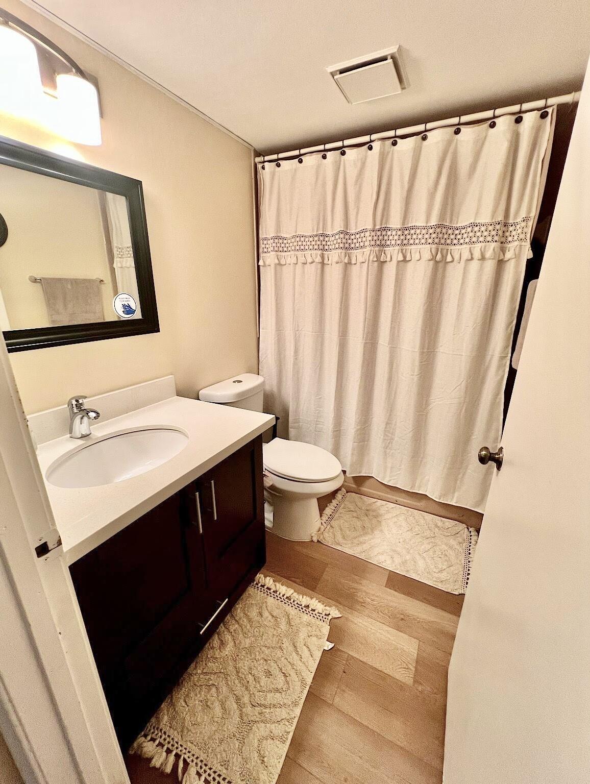 PALM LAKES CONDO - Residential