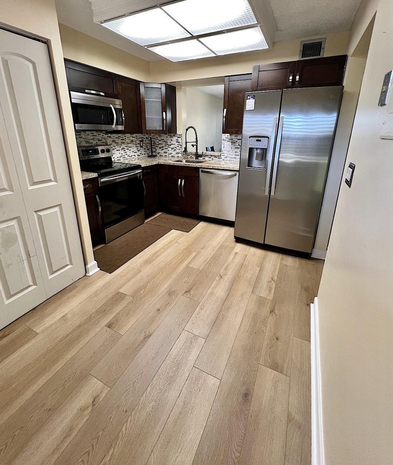 PALM LAKES CONDO - Residential