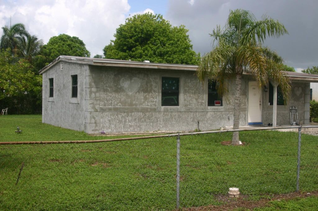 Photo of 1225 NW 19th Ave, Fort Lauderdale, FL 33311 (MLS # F10460182)