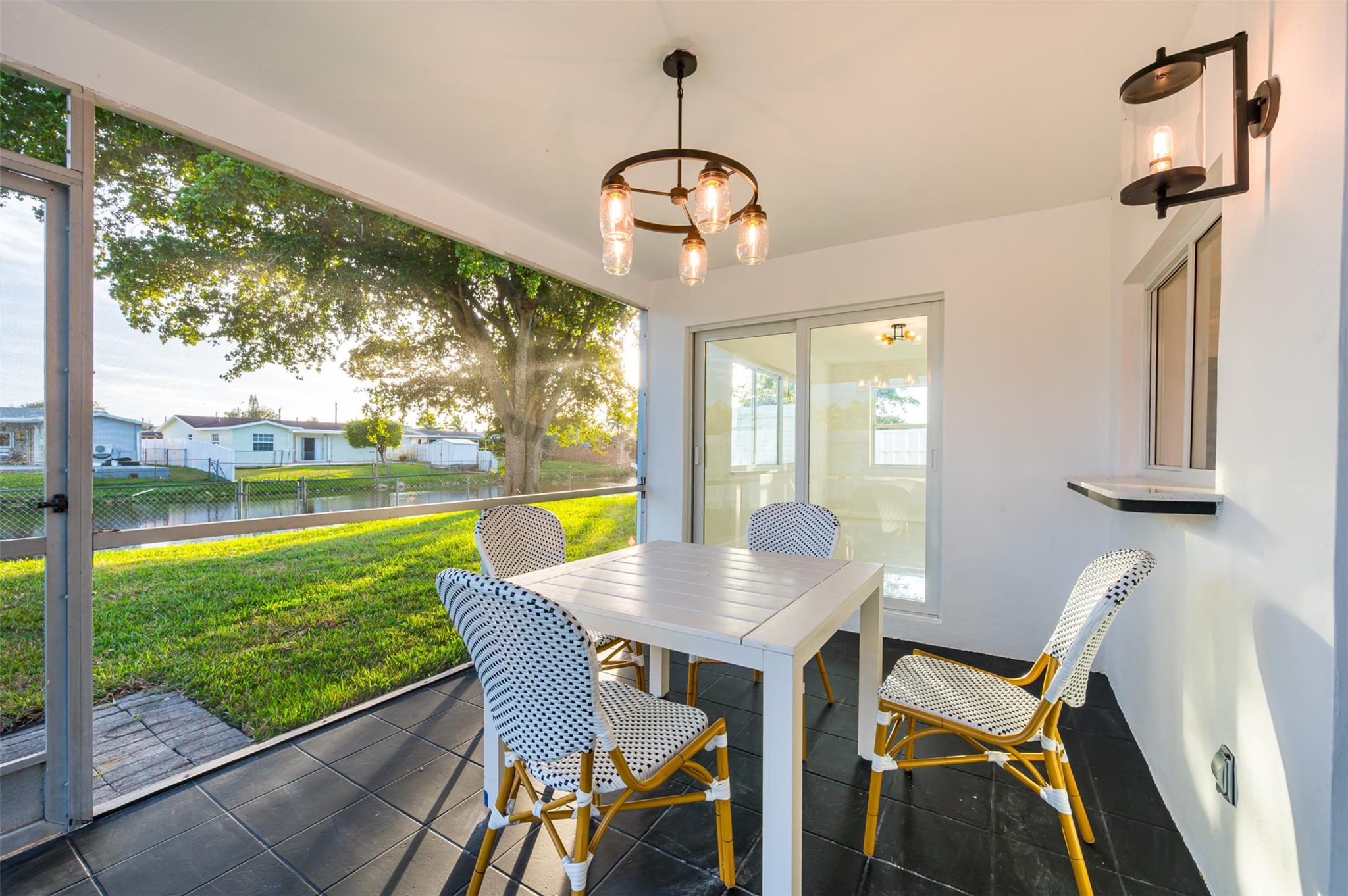 Sunrise Golf Village Sec - Residential