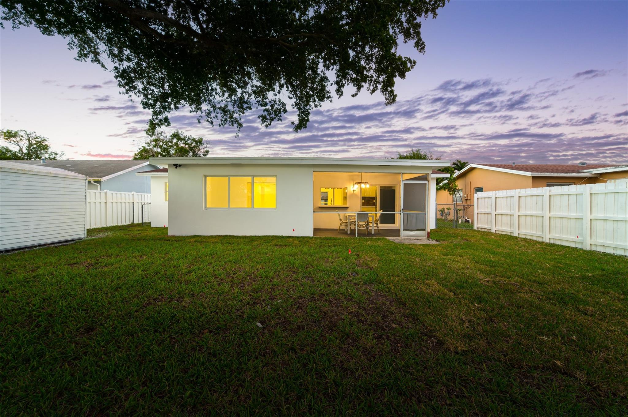 Sunrise Golf Village Sec - Residential